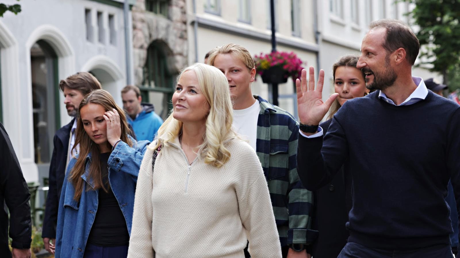 Presset mod den norske kongefamilie er højere end nogensinde.