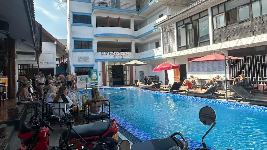 De to kvinder boede før deres død på Nana Backpacker Hostel i Vang Vien, Laos.