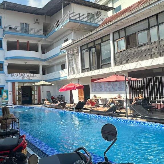 https://imgix.seoghoer.dk/2024-11-22/Nana-Backpacker-Hostel-%28Laos%29-Foto-Facebook1.png