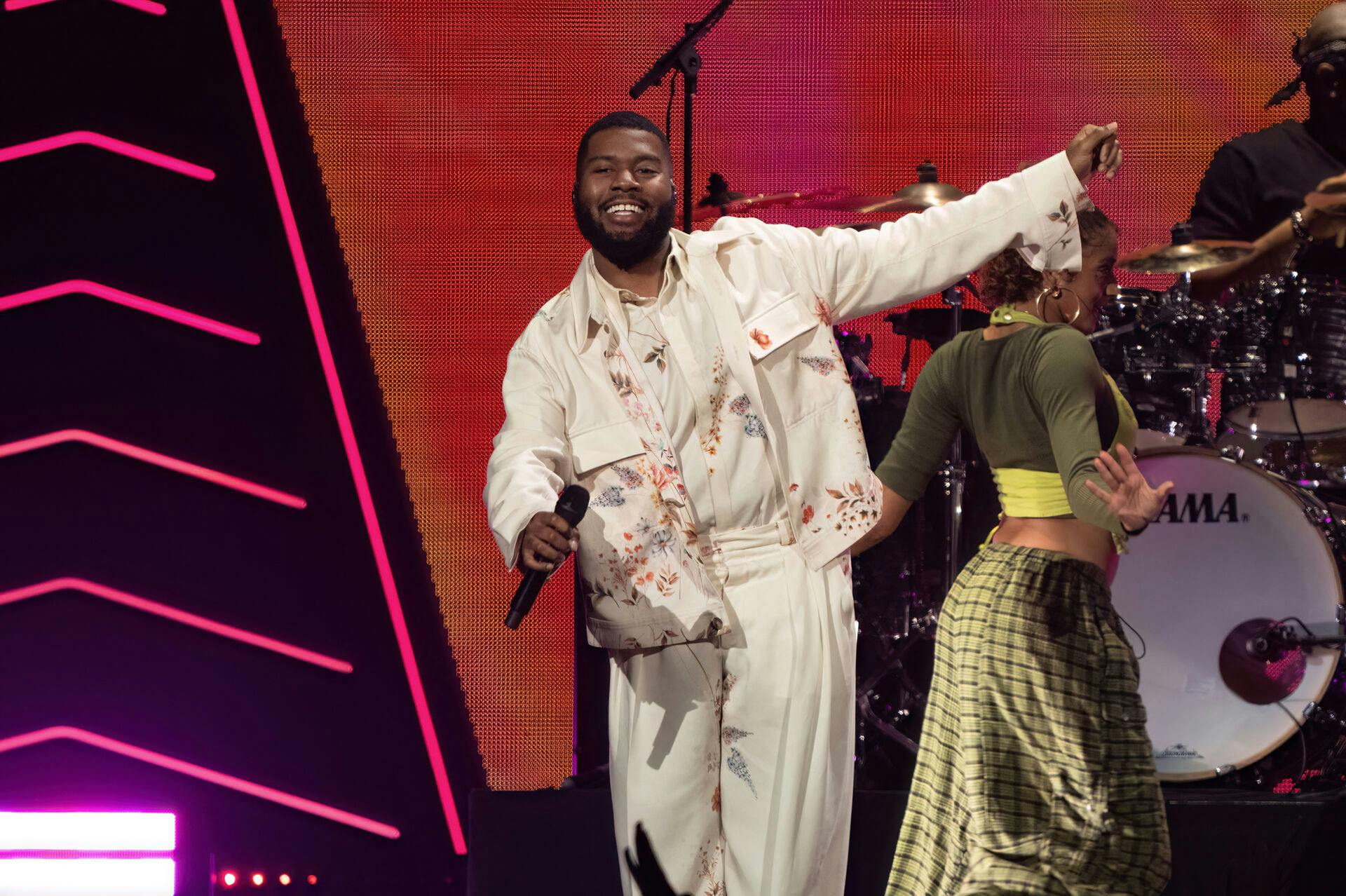 US singer Khalid performs on stage during the 2022 iHeart Jingle Ball at Dickies Arena in Fort Worth, Texas, on November 29, 2022. SUZANNE CORDEIRO / AFP