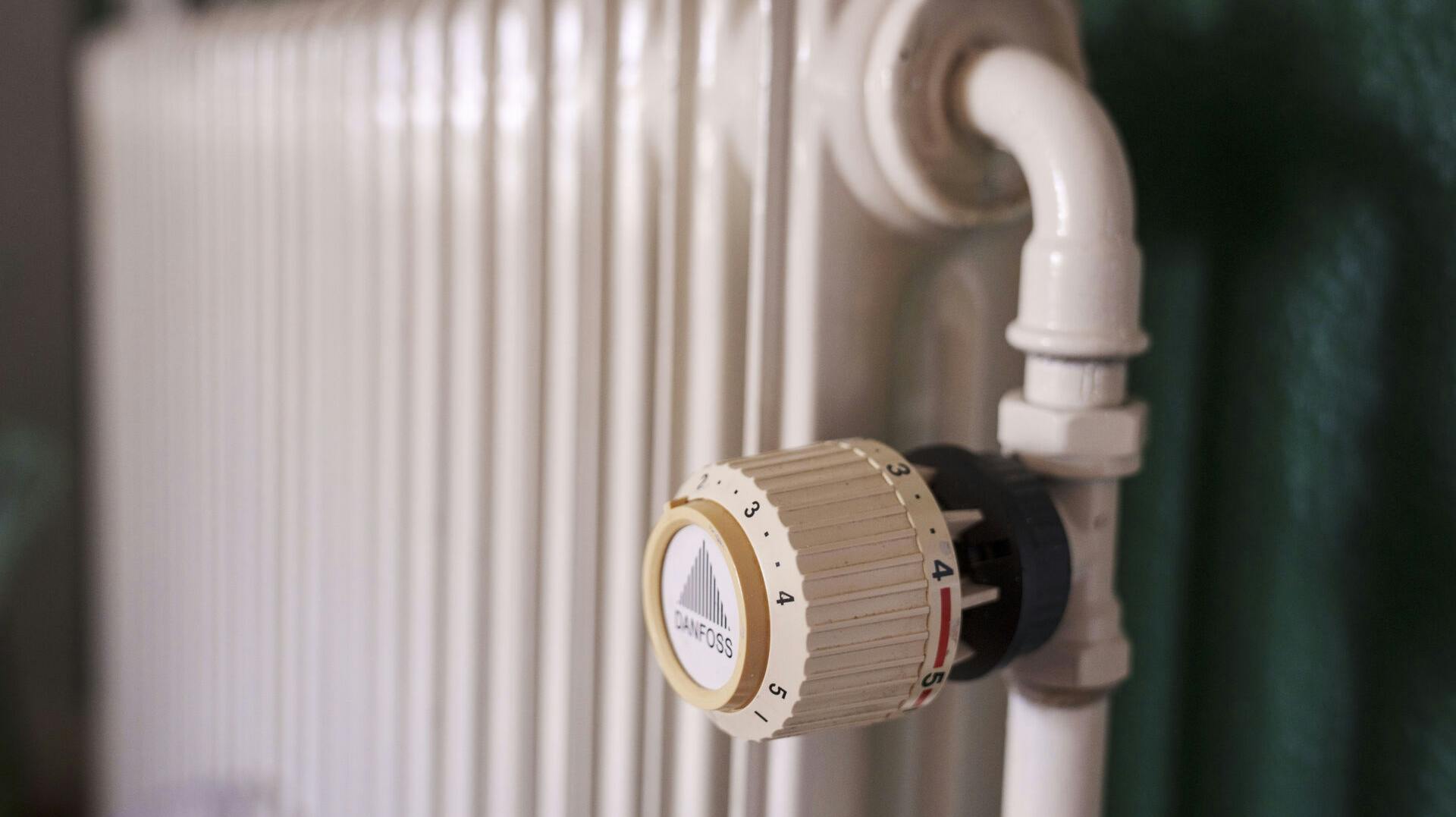 Radiatortermostater og andre installationer i hjemmet, Randers onsdag den 11. januar 2023.. (Foto: Bo Amstrup/Ritzau Scanpix)