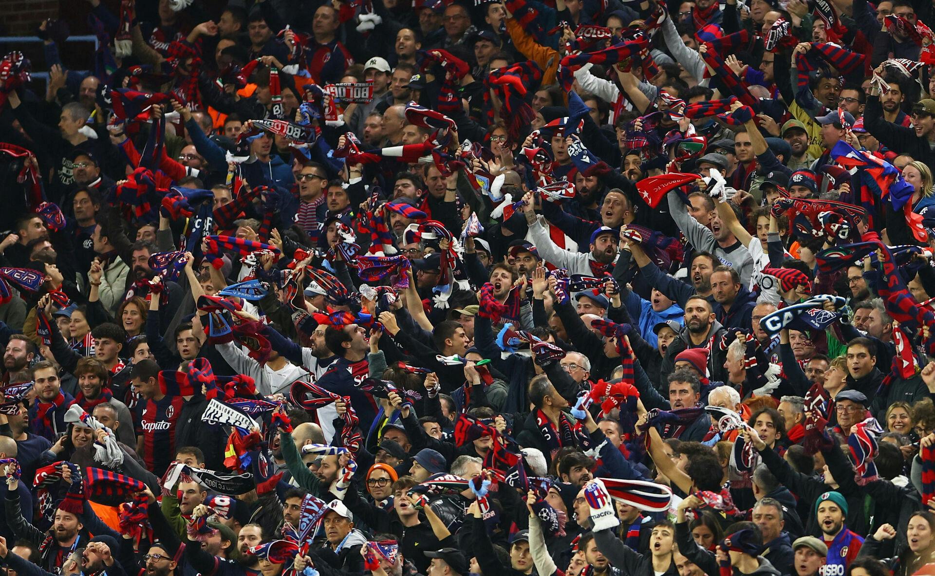 To Lille-fans er blevet stukker ned inden aftenens Champions League-opgør.&nbsp;