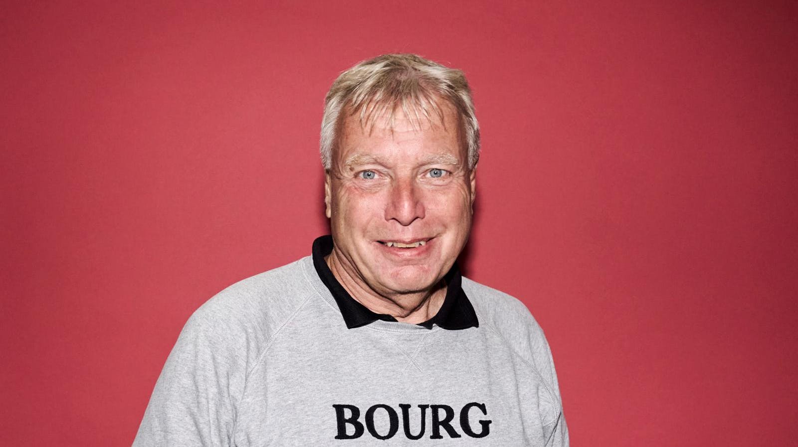 Den her bliver svær at smile sig ud af for Uffe Elbæk.