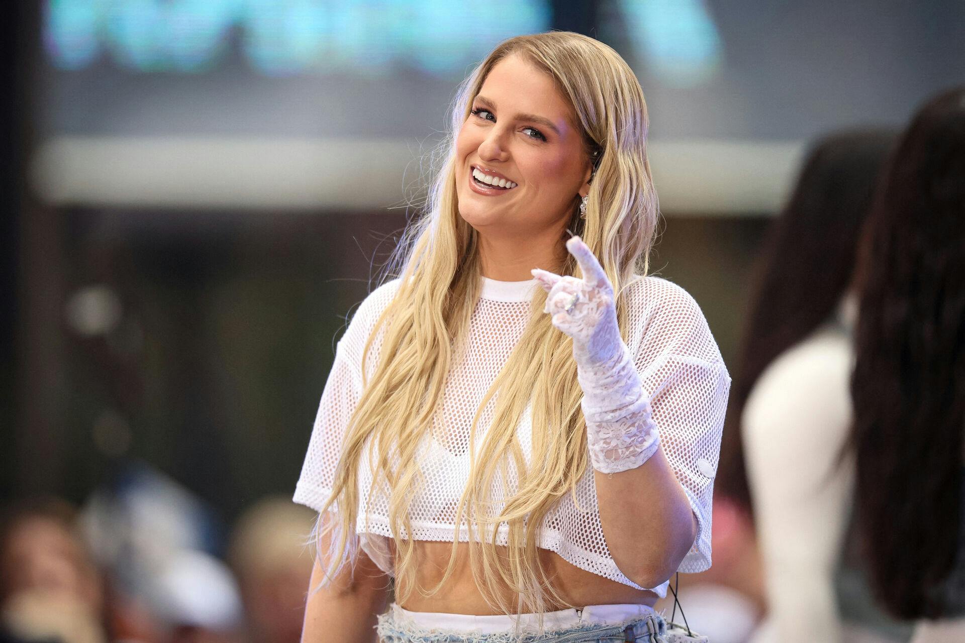 Sådan her kan Meghan Trainor ikke smile for tiden.