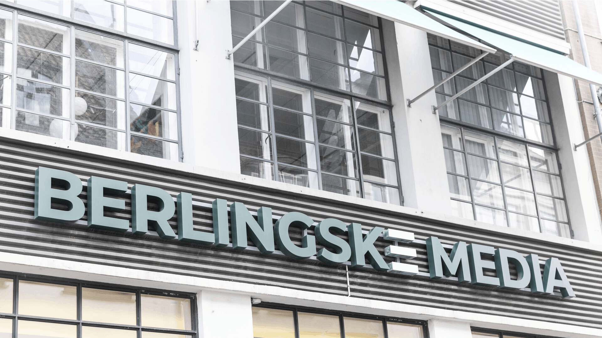 Berlingske Media er blevet solgt. Overtagelsen sker med øjeblikkelig virkning. 