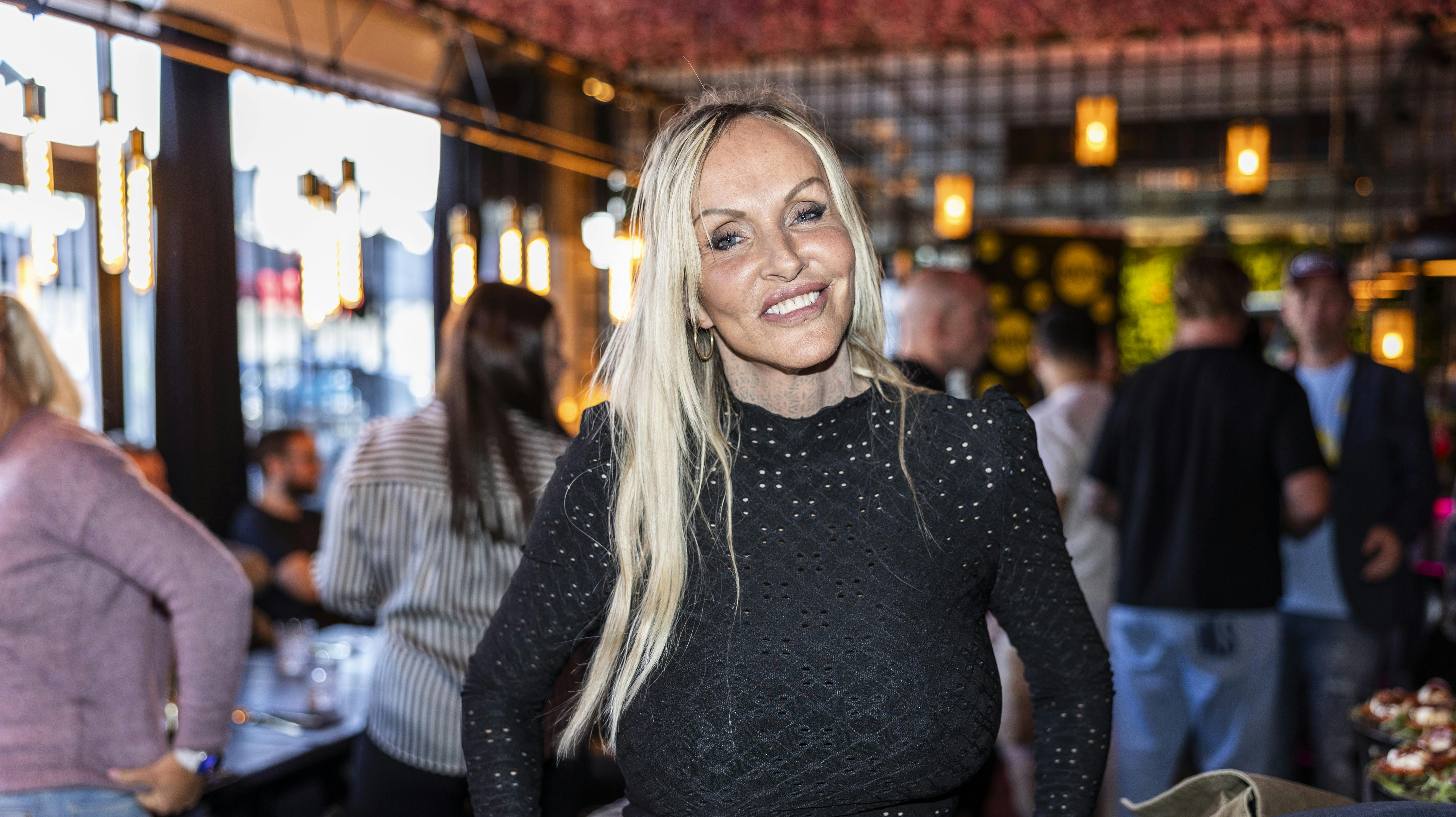 Linse Kessler afslører detaljer om sin barndom.