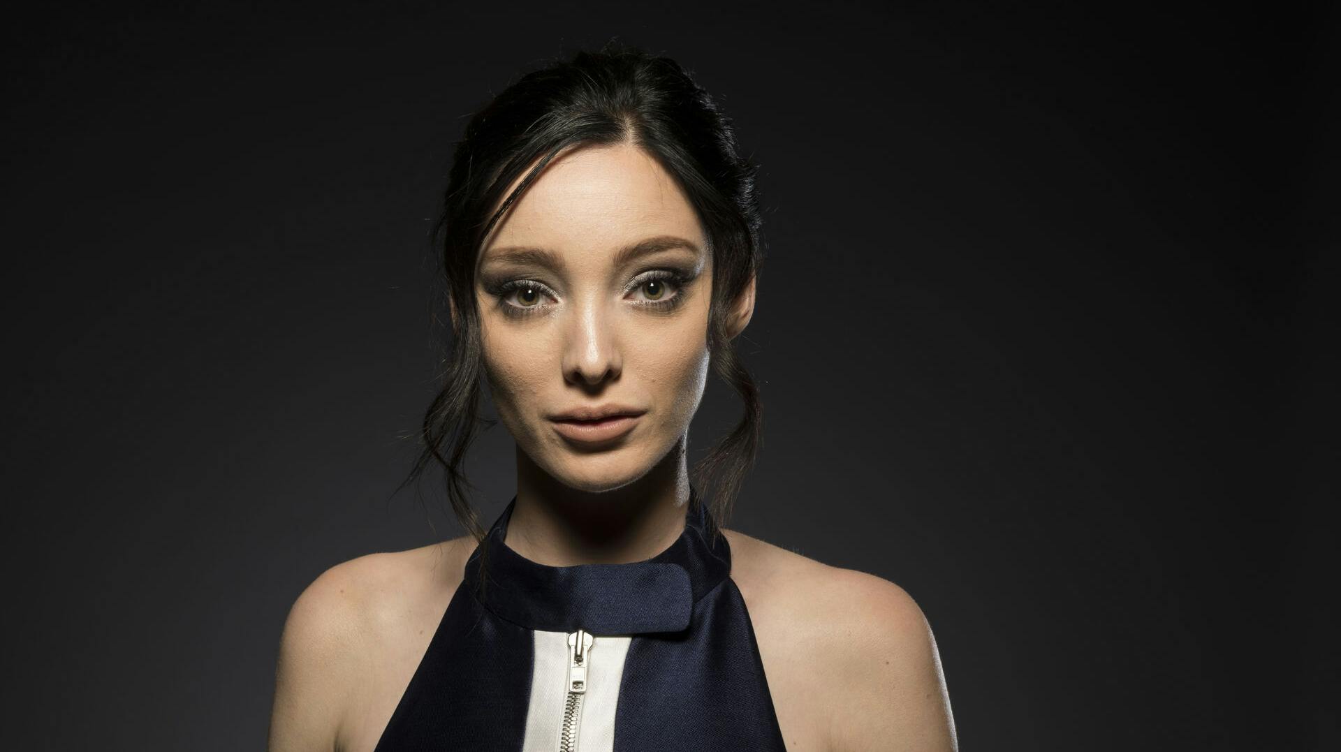 Emma Dumont, a cast member in the FOX series "The Gifted, " poses for a portrait during the 2017 Television Critics Association Summer Press Tour at the Beverly Hilton on Tuesday, Aug. 8, 2017, in Beverly Hills, Calif. (Photo by Ron Eshel/Invision/AP)