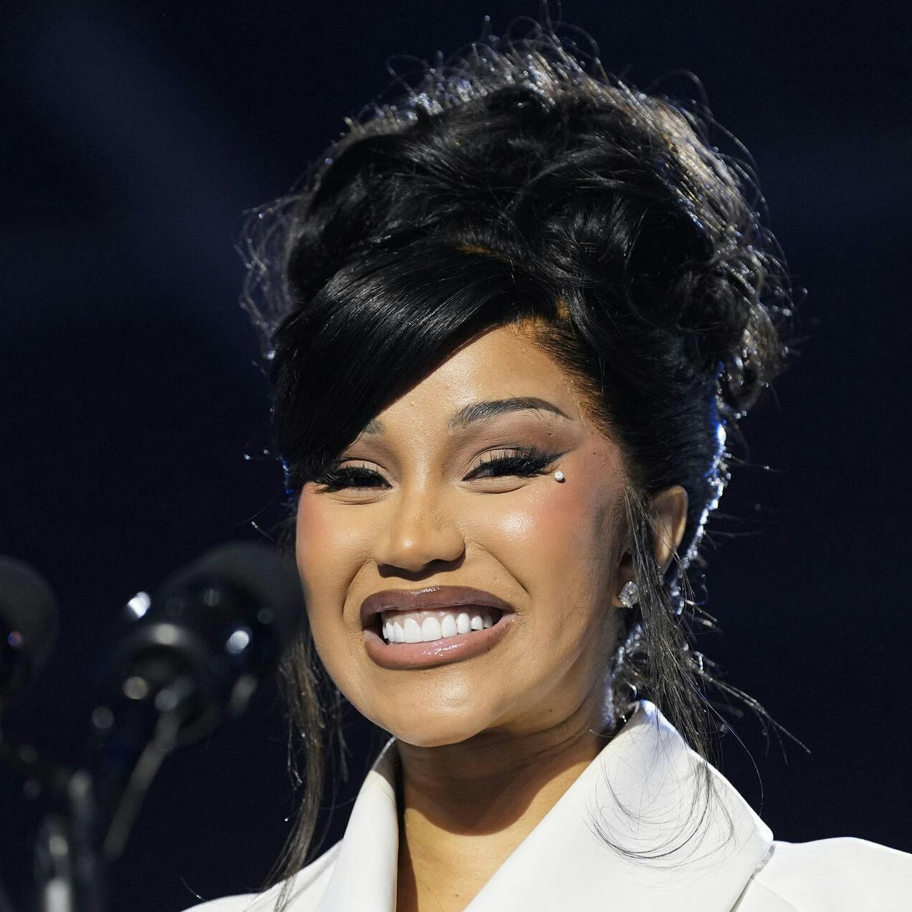 Cardi B er tilsyneladende god til at bruge sine penge.