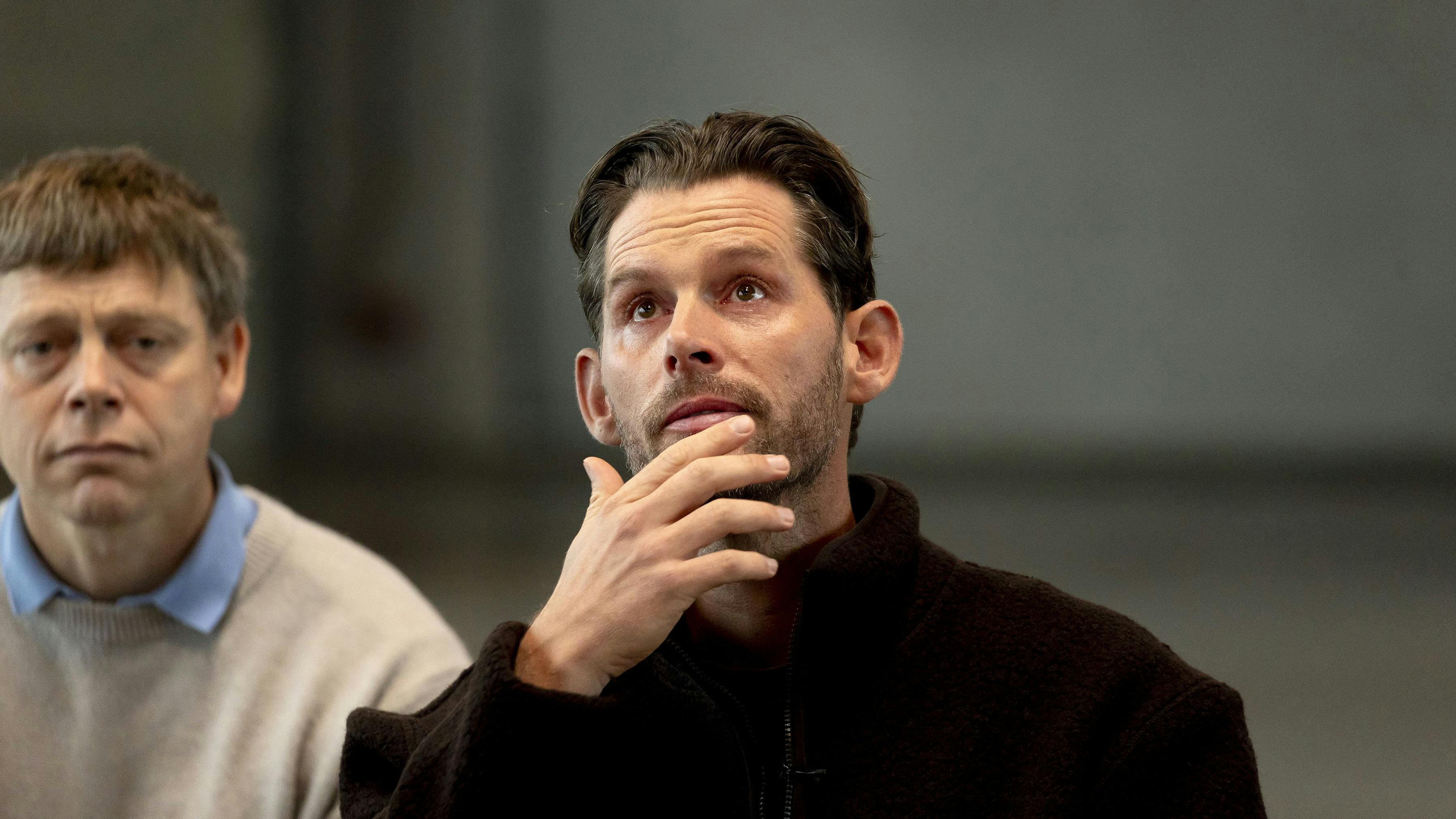 En hudløst ærlig samtale finder sted, når Rasmus Seebach interviewes af TV Glad-reporterne, lover DR.