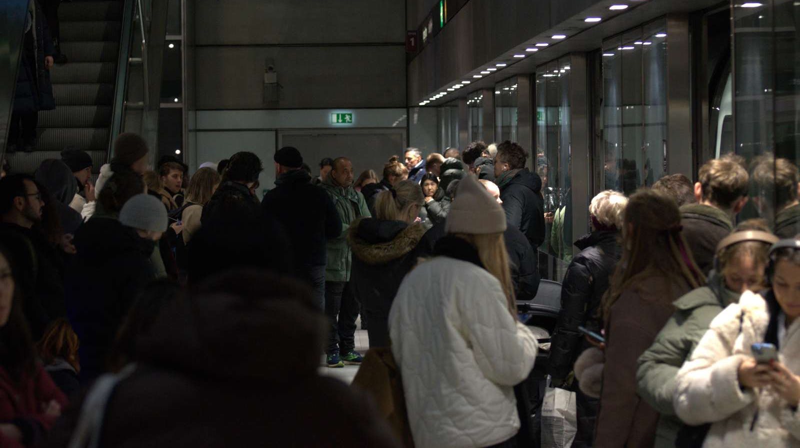 Den københavnske metro er ramt af strømafbrydelse.