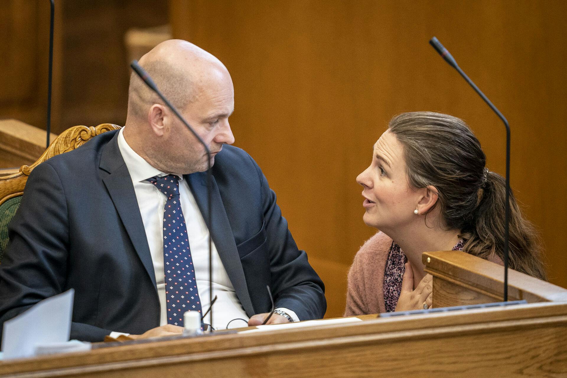Søren Pape Poulsen og Mette Abildgaard under åbningsdebatten i Folketinget i København, torsdag den 6. oktober 2022.. (Foto: Mads Claus Rasmussen/Ritzau Scanpix)