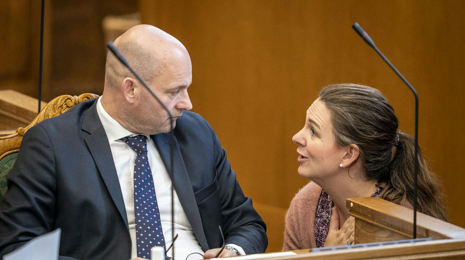 Søren Pape Poulsen og Mette Abildgaard under åbningsdebatten i Folketinget i København, torsdag den 6. oktober 2022.. (Foto: Mads Claus Rasmussen/Ritzau Scanpix)