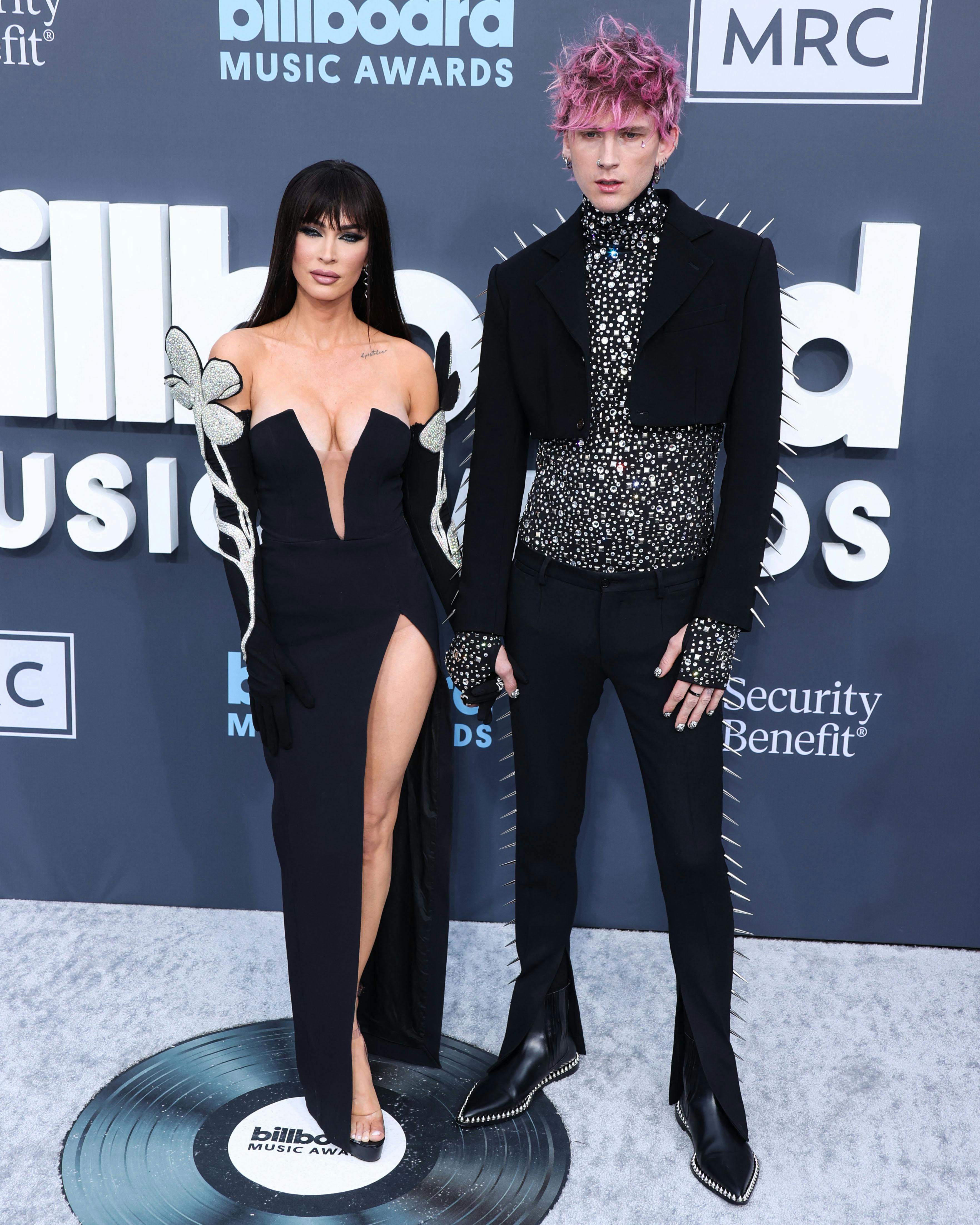 Machine Gun Kelly (th.) og Megan Fox (tv.) har haft et turbulent forhold.