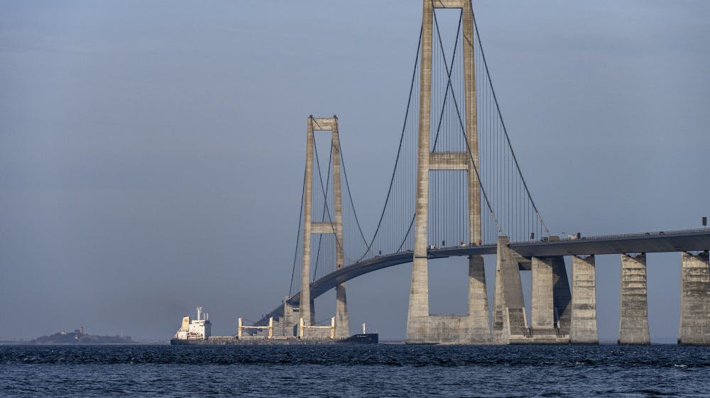 Storebæltsbroen vil være gældfri i 2035, efter at kontantprisen sænkes fra nytår. 
