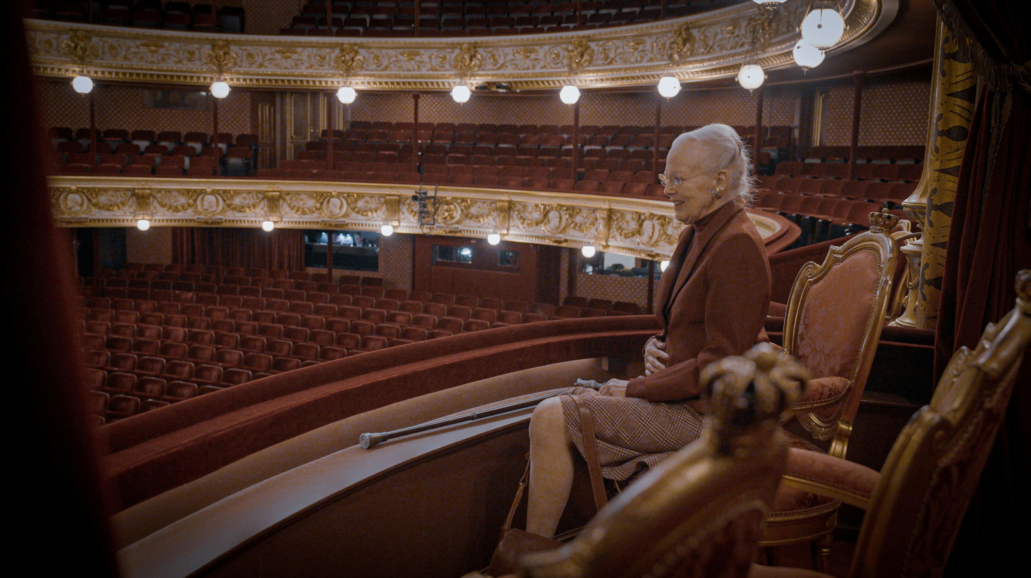 En særlig overraskelse til dronning Margrethe rørte hende til tårer i en ny DR-dokumentar. 