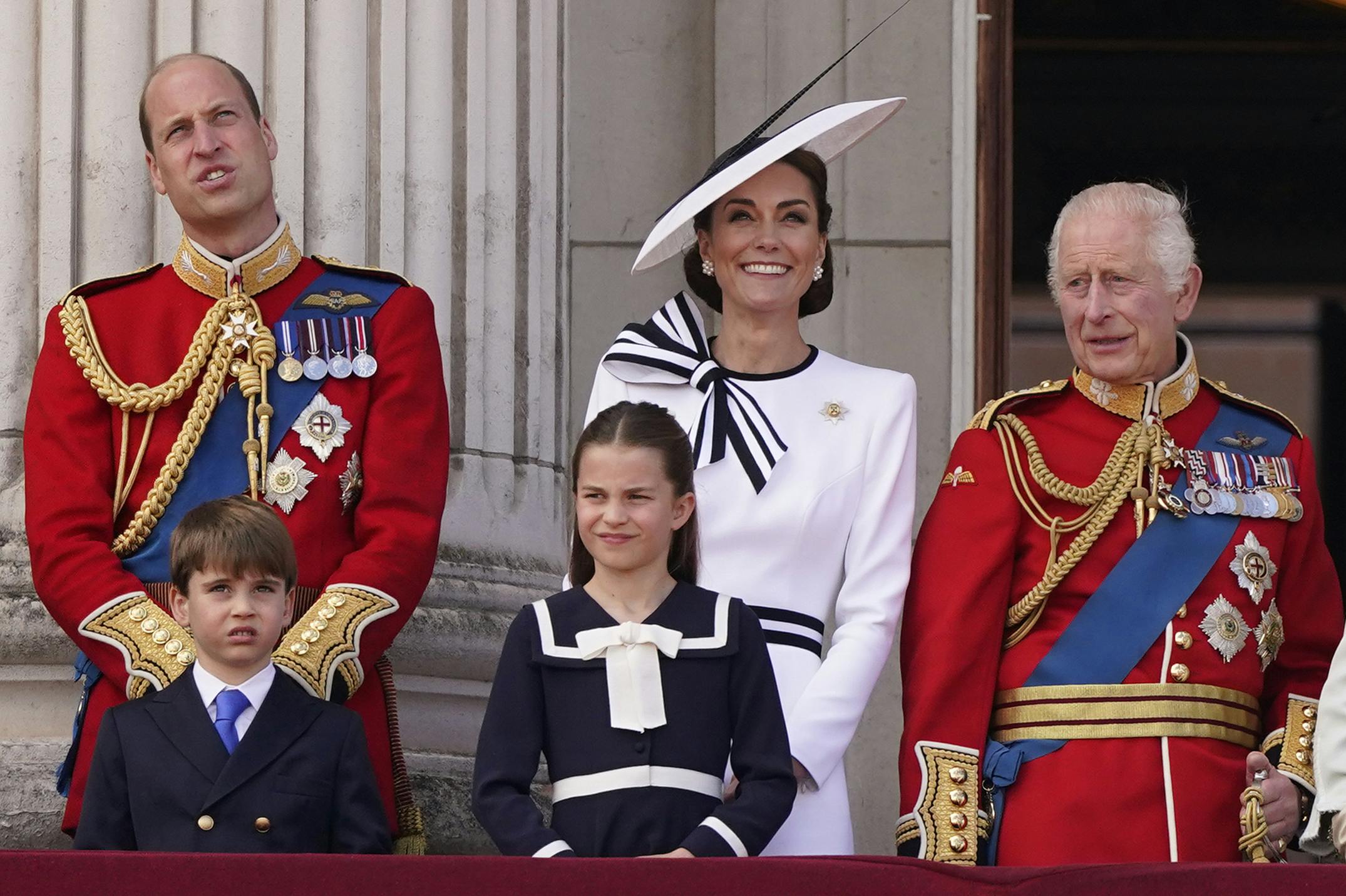 Prins William og prinsesse Kate har droppet torsdagens julefrokost hos kong Charles.