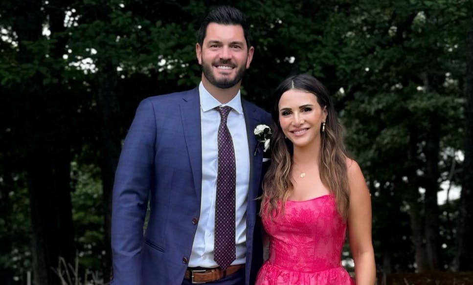 Andi Dorfman og Blaine Hart er blevet forældre til en lille pige. Det afslører "Bachelorette"-stjernen på Instagram.