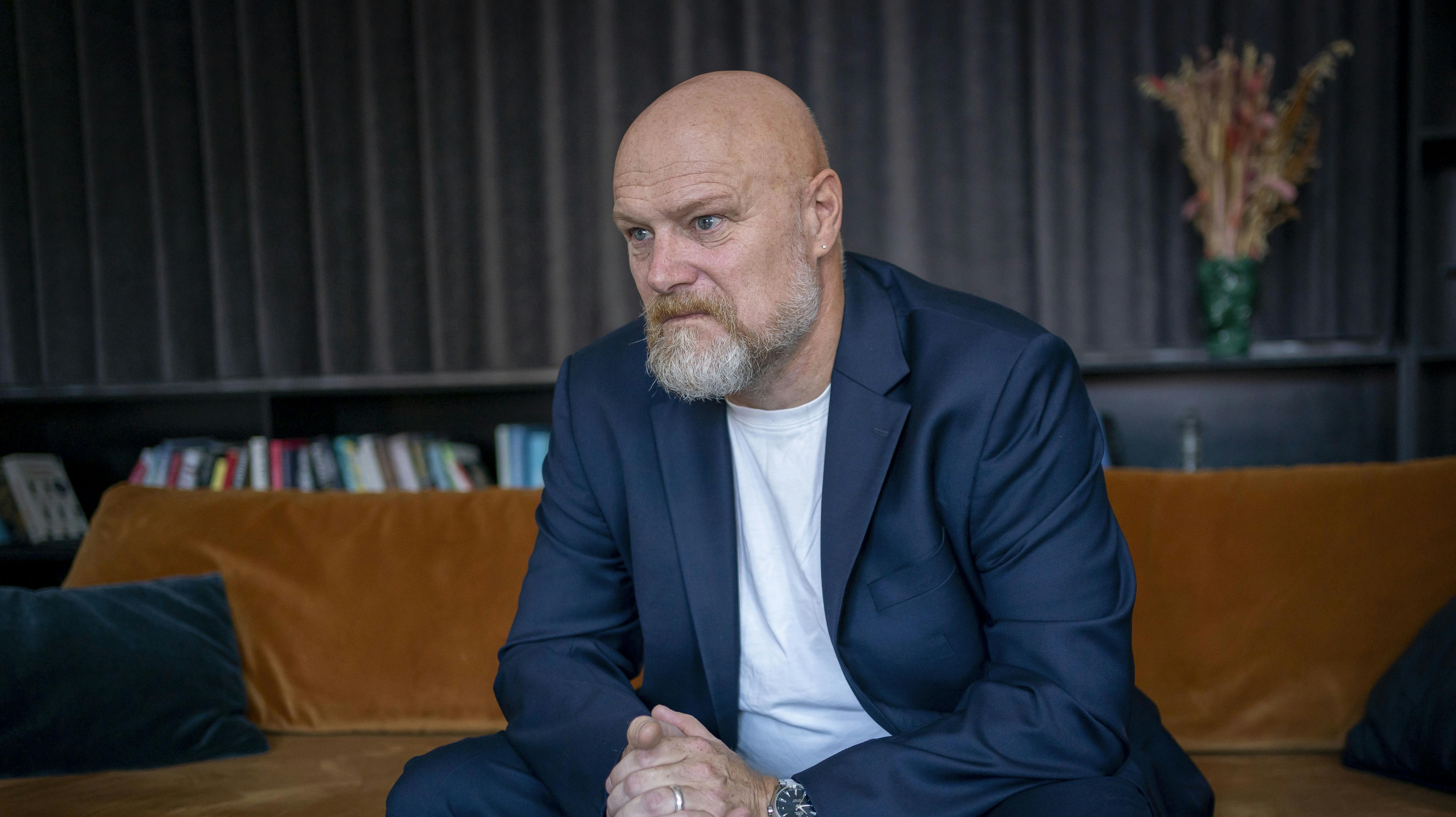 Mads Steffensen vender tilbage til skærmenDato: 6.8.2023Sted: Gasværksvej 16Journalist:John LautrupFoto: Copyright : Martin Høien/Aller Media Danmark