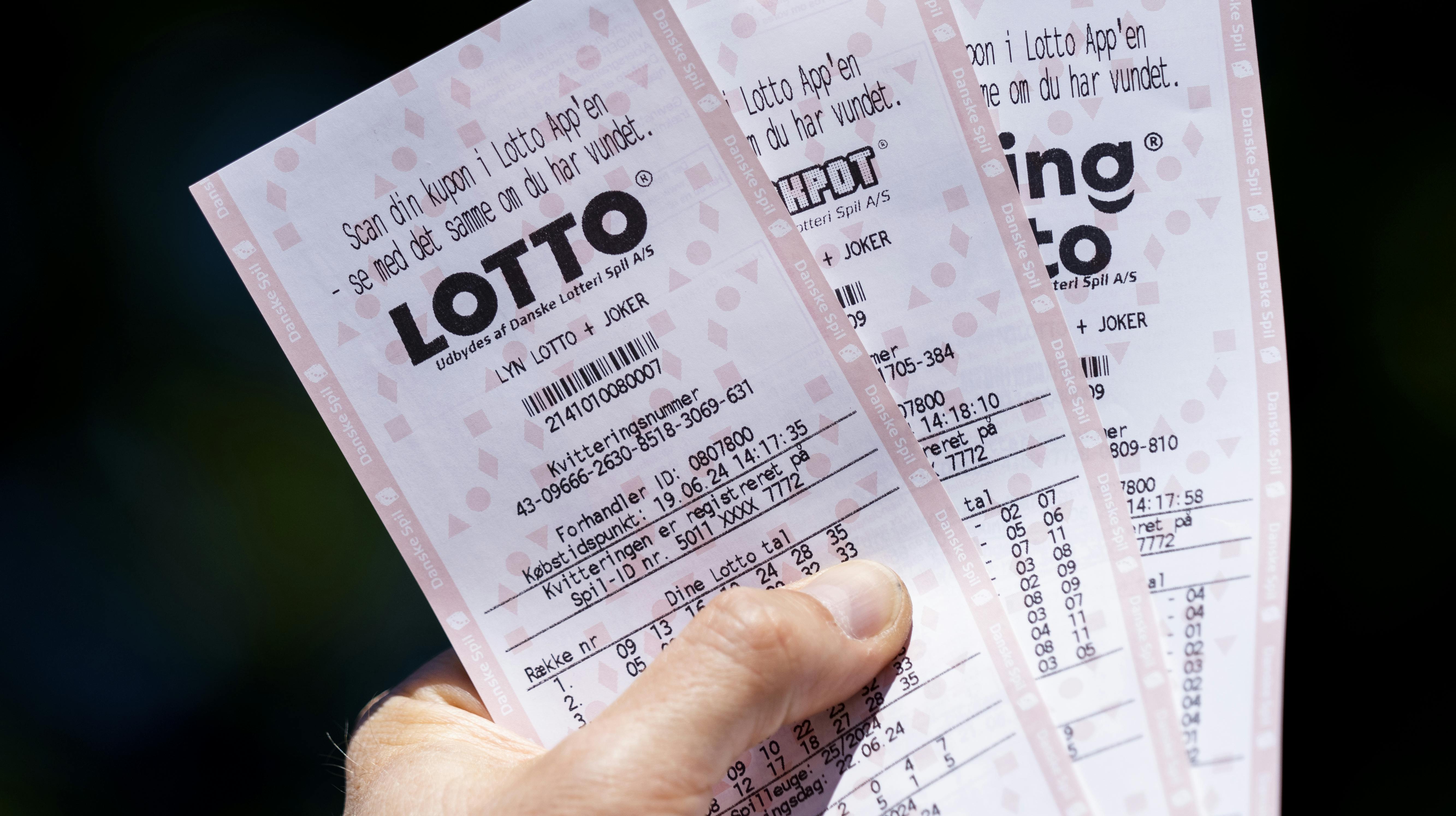 Kuponer til Lotto, Viking Lotto og Eurojackpot hos Danske Spil i Brøndby torsdag den 20. juni 2024.