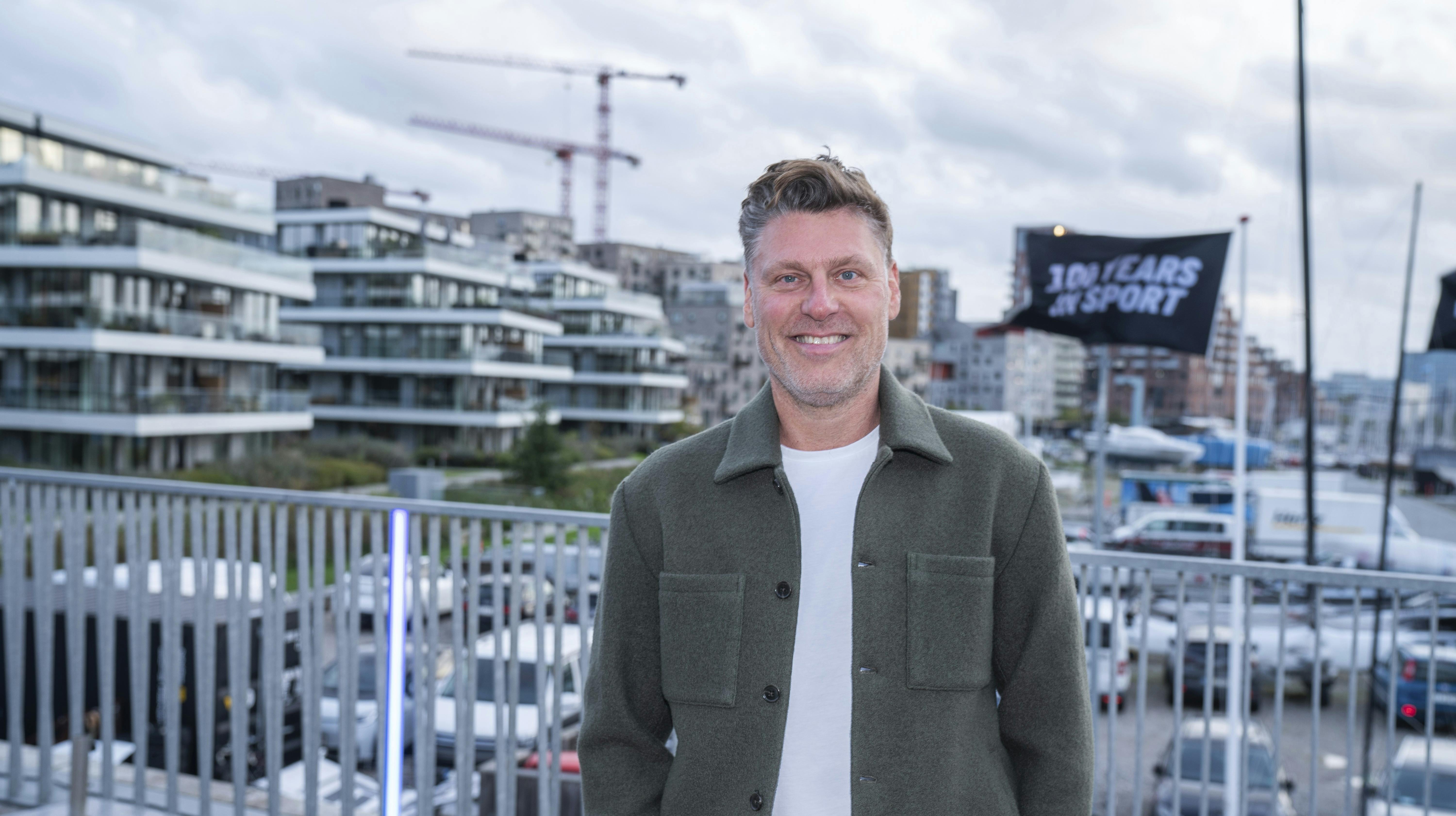 Tv-værten sætter nu ord på dengang, hvor han tog en livsforandrede beslutning og brød kontakten med sin far.