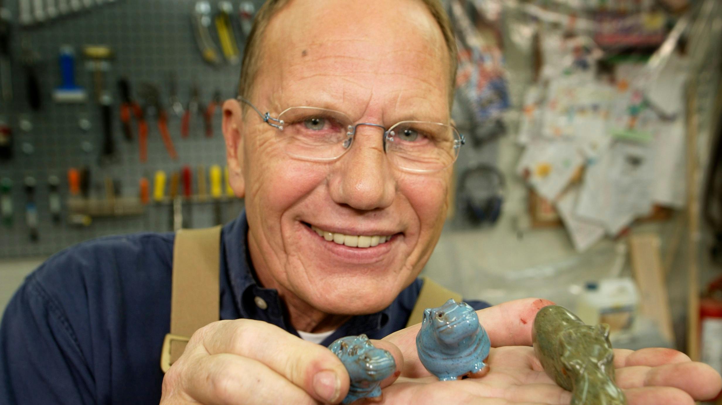 Flemming Leth forblev handyman til det sidste, selv om hans helbred var svækket og projekterne tog længere tid. Han blev 80 år.