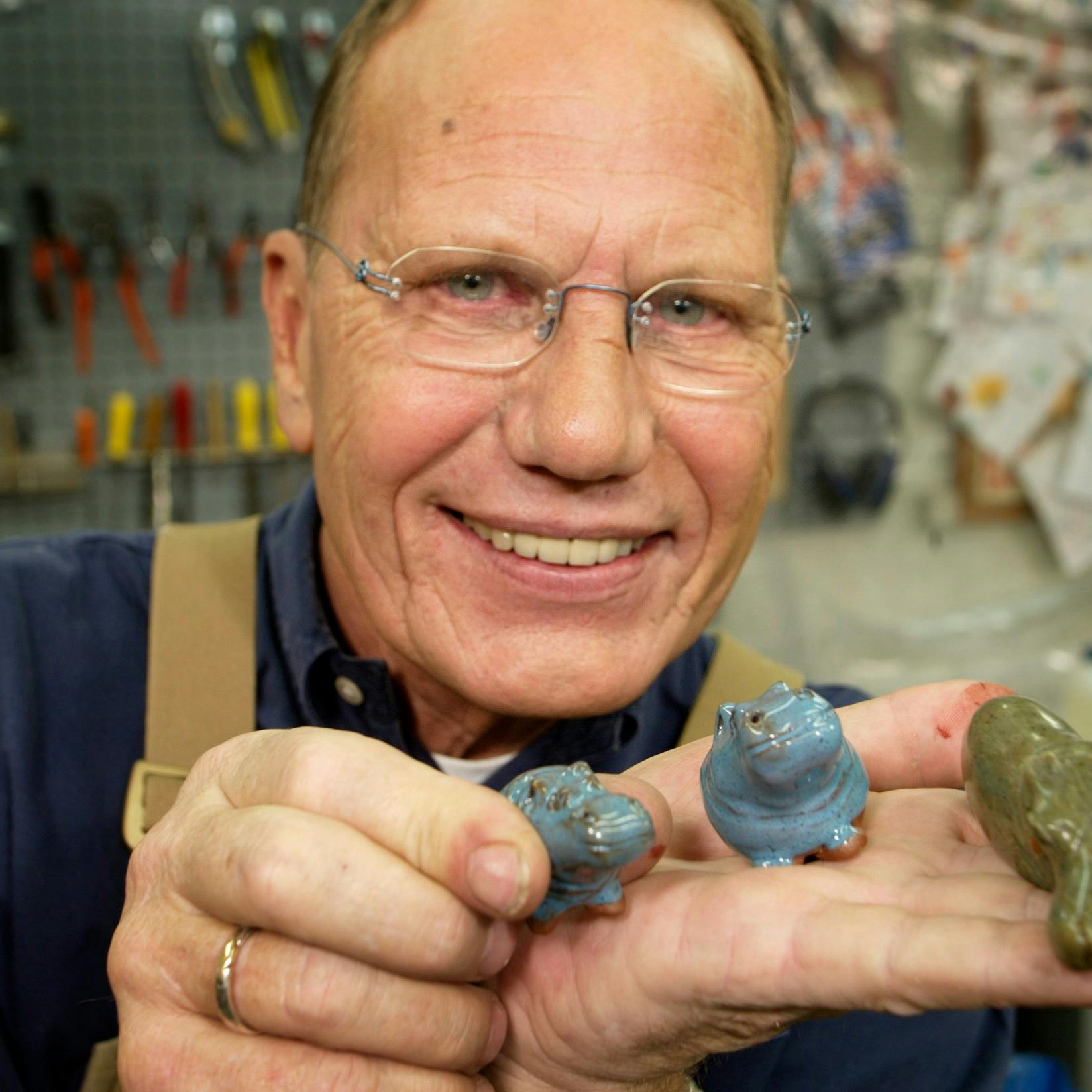 Flemming Leth forblev handyman til det sidste, selv om hans helbred var svækket og projekterne tog længere tid. Han blev 80 år.