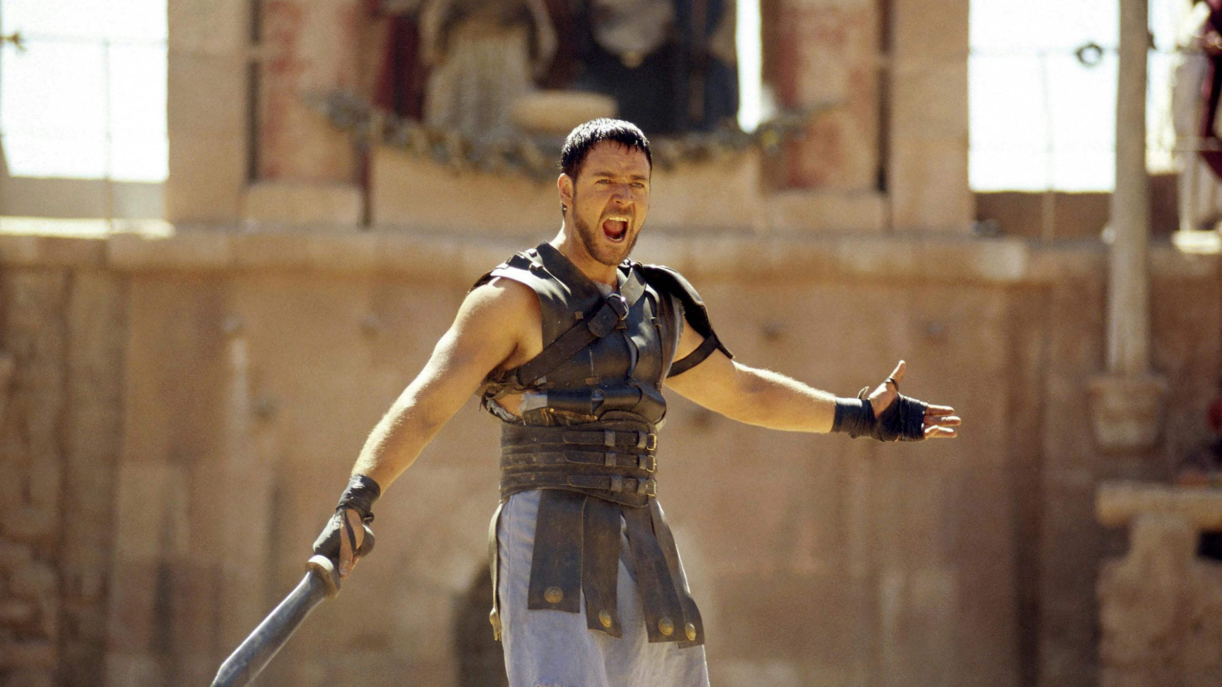 Russell Crowe, fylder 60 år søndag den 7. april, og en af hans glasroller har været som tapre Maximus i megahittet ”Gladiator” fra 2000. Han høstede en Oscar for rollen.