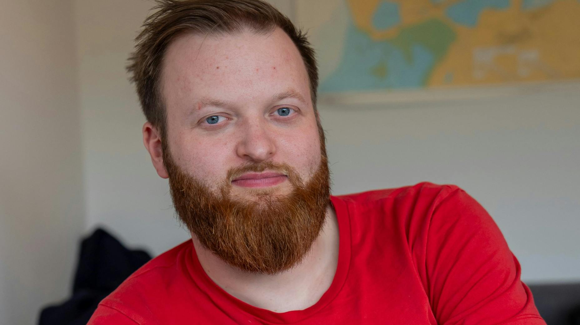 Rasmus Bruun, 26, er i dag single.