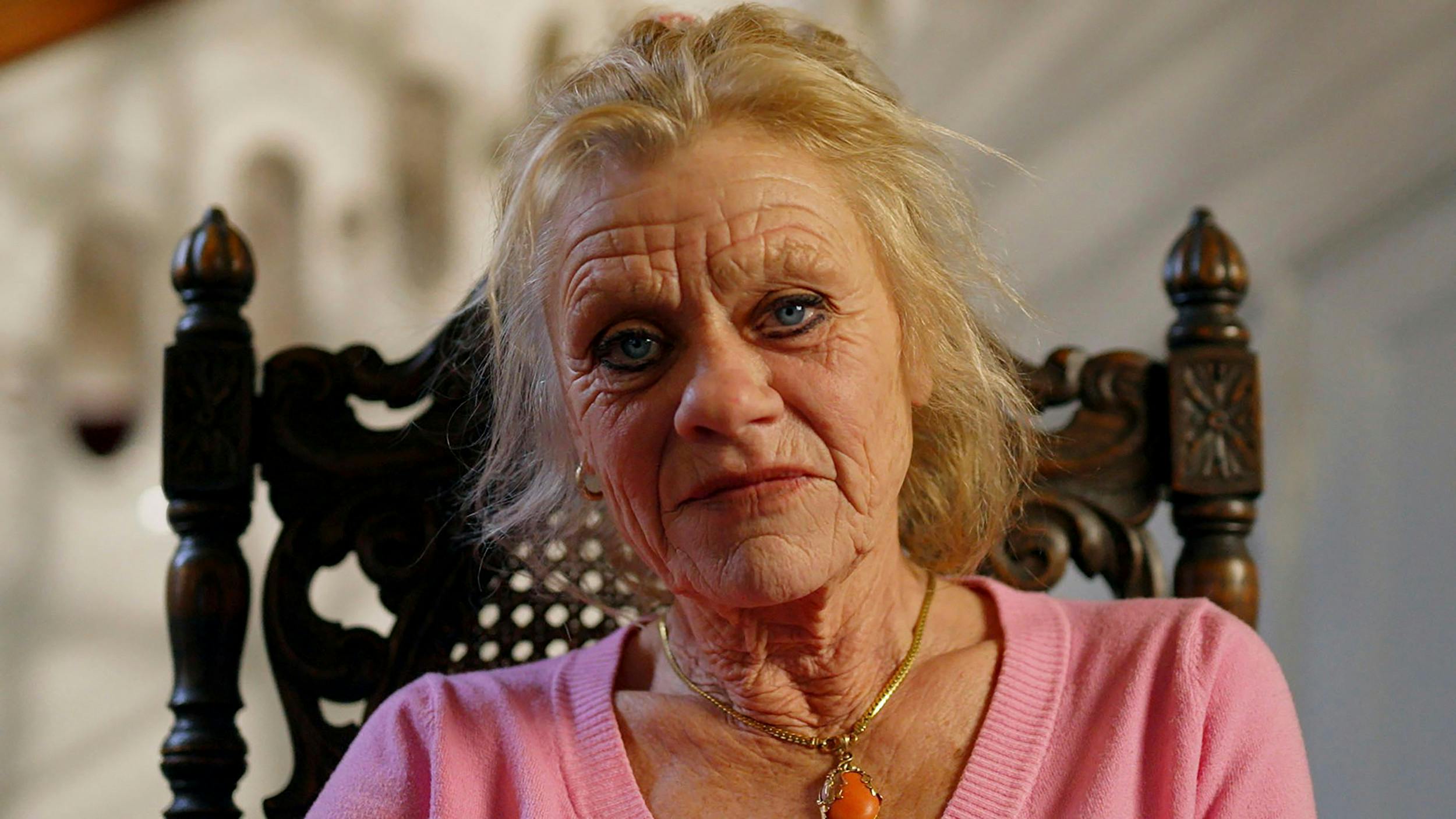 Tirsdag den 21. maj fylder Pernille Højmark 64 år, men hun er mere aktuel end nogensinde – som iskold morder i den nye sæson af ”Forræder”.