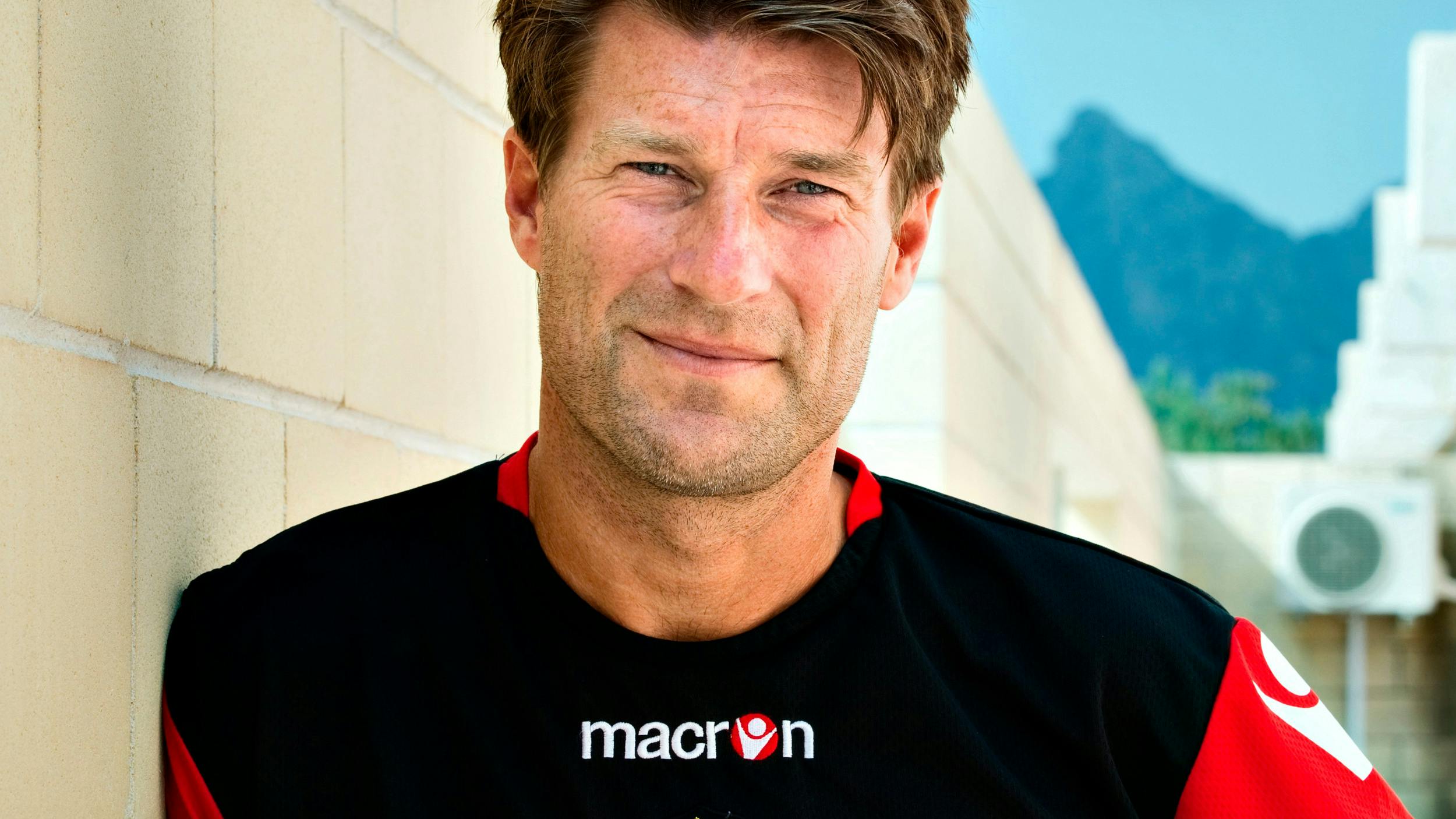 Lørdag den 15. juni fylder mesteren Michael Laudrup 60 somre – og kan se tilbage på den nok flotteste karriere i dansk fodbold.