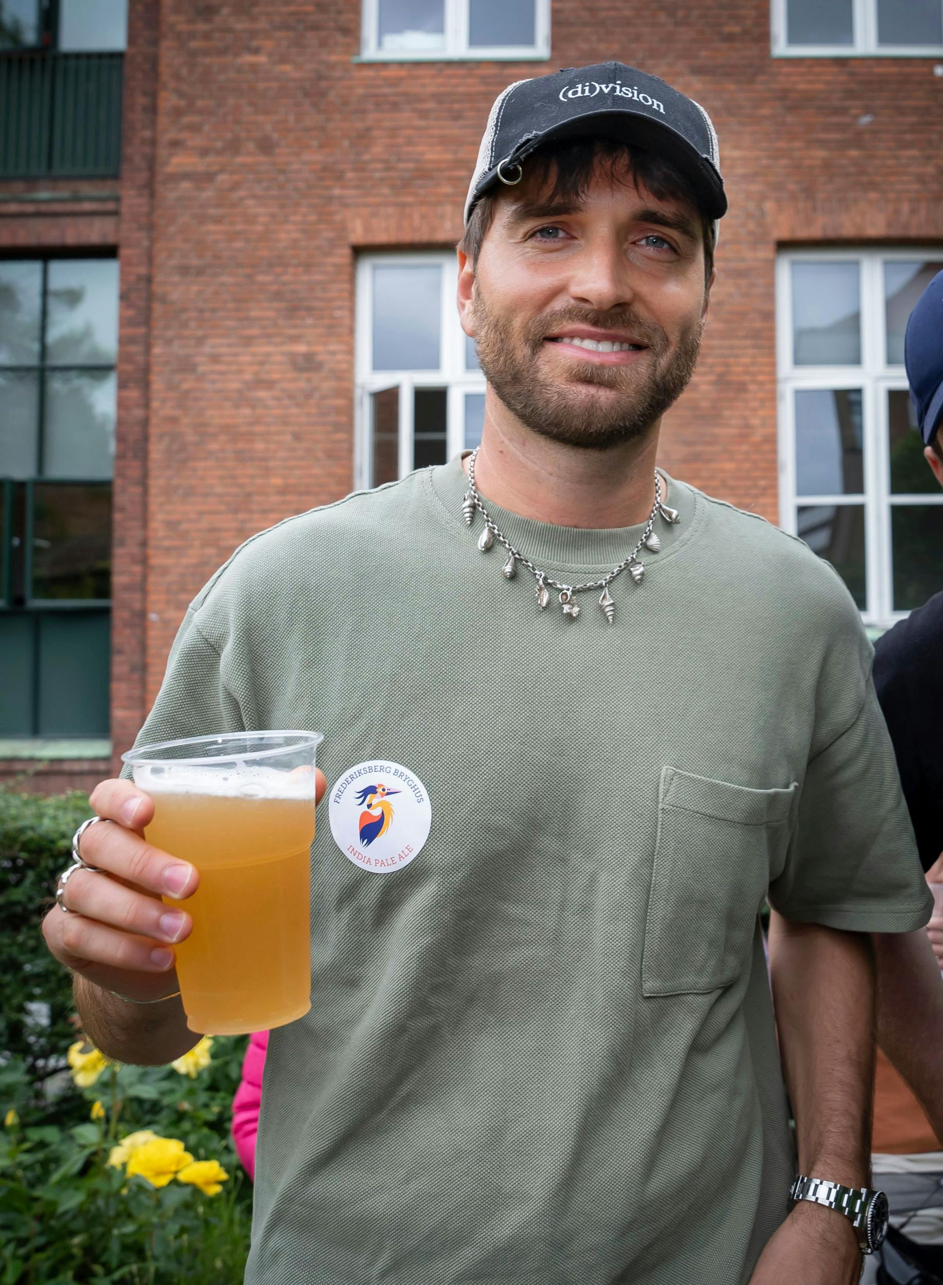 Malte Ebert håber, han vågner op på sin 30-års-fødselsdag med tømmermænd efter en dansk EM-sejr over Serbien