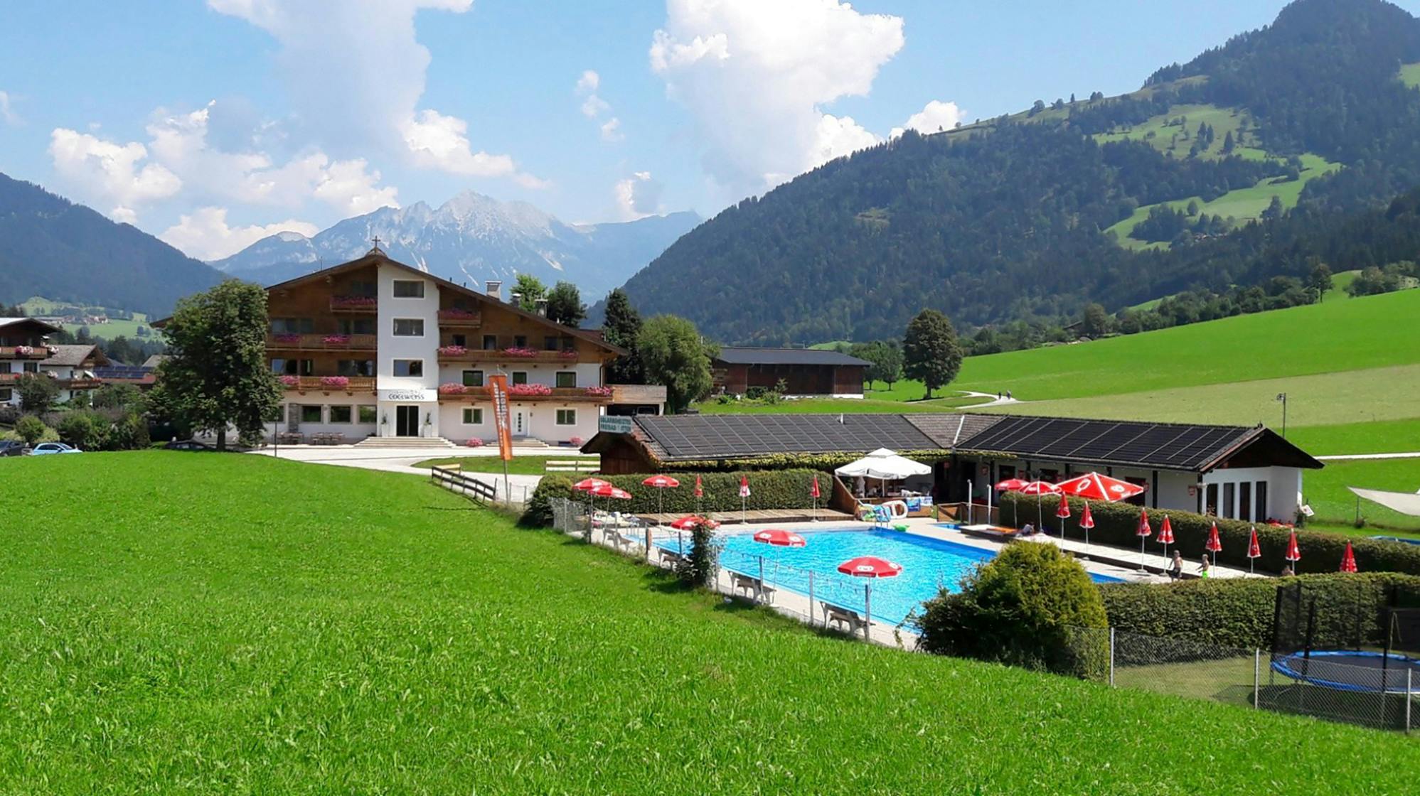 Om sommeren er der også idyl for alle pengene.