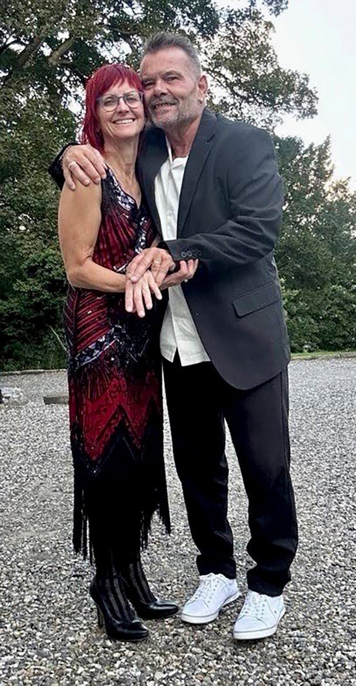 Det føltes rigtigt da Steen Nørholm Hansen, 60, spurgte Sussi, om hun ville forloves med ham.