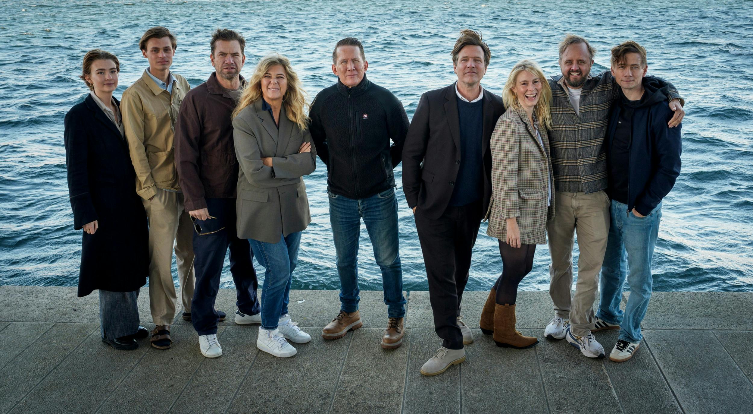Det er et sandt stjernehold, Thomas Vinterberg har bragt sammen i sin nye tv-serie.