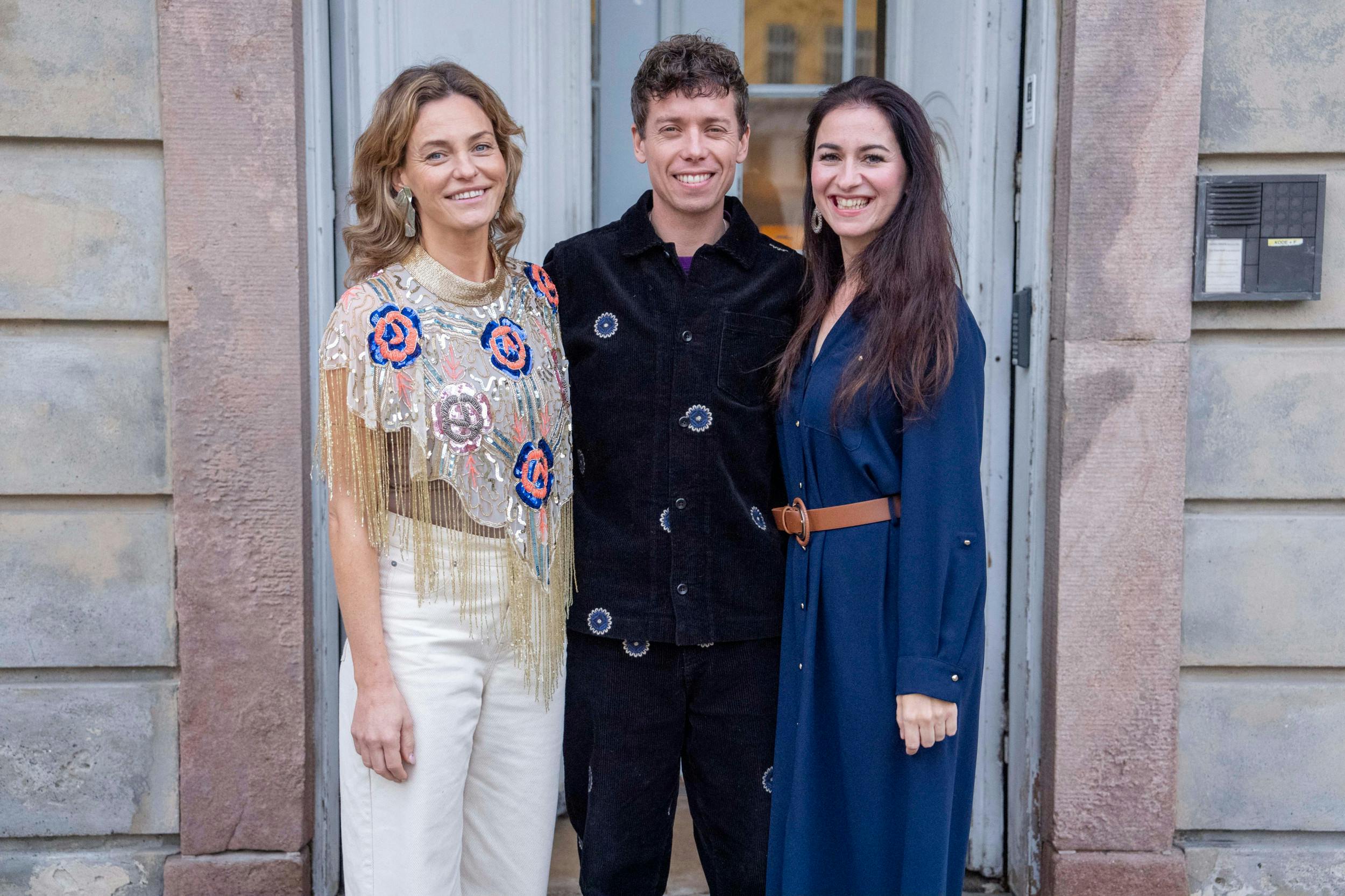 Sarah Grünewald er vært og Mads Langer og Tanja Zapolski   er eksperter i ”Piano”, der får premiere 23. november på TV2. 