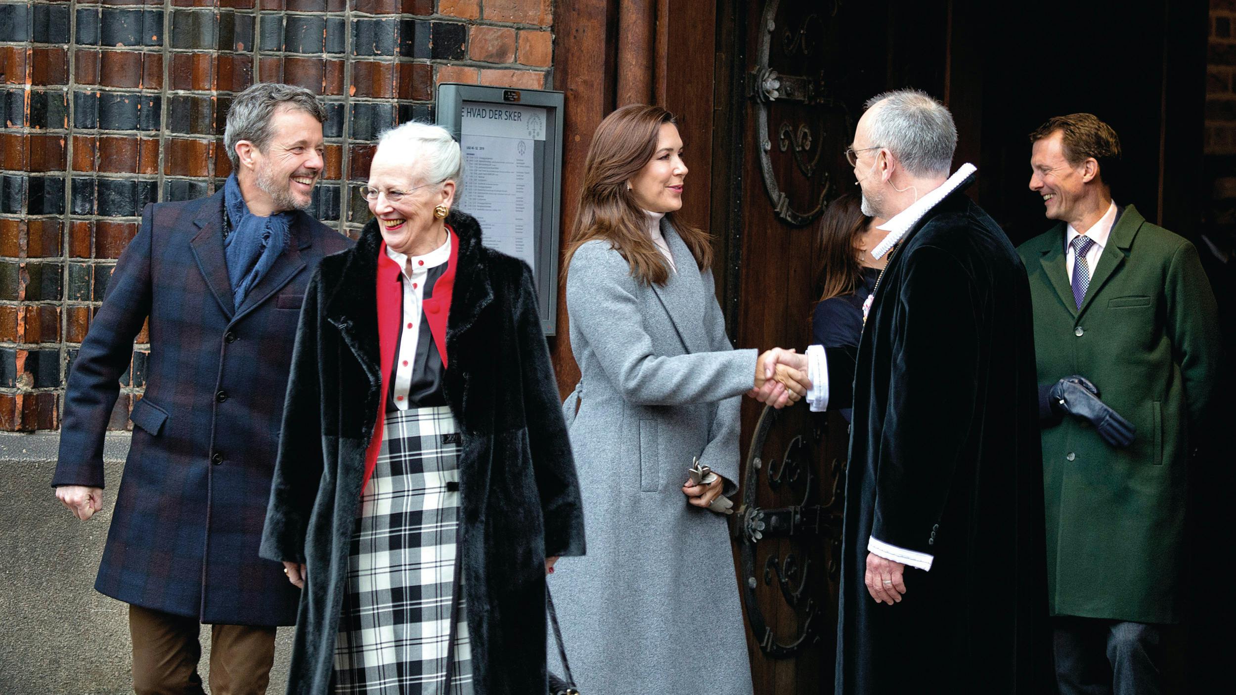 Til jul kan Margrethe gøre status over et år, hvor hun ikke længere var regent.