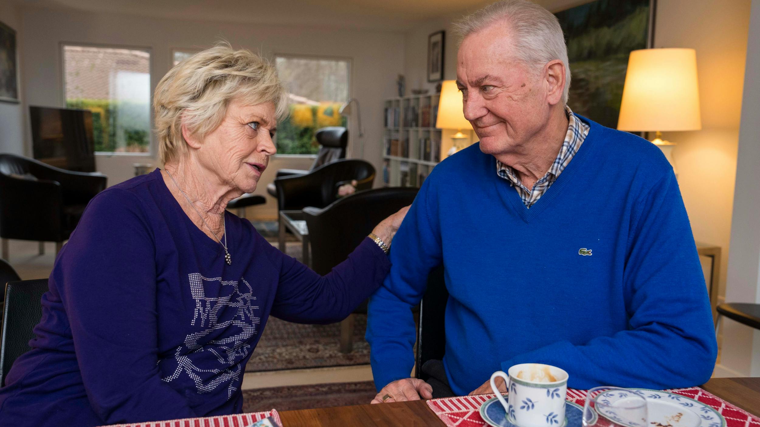 Julefreden sænker sig i 78-årige Hilda og Keld Heicks nye hjem i Holte.