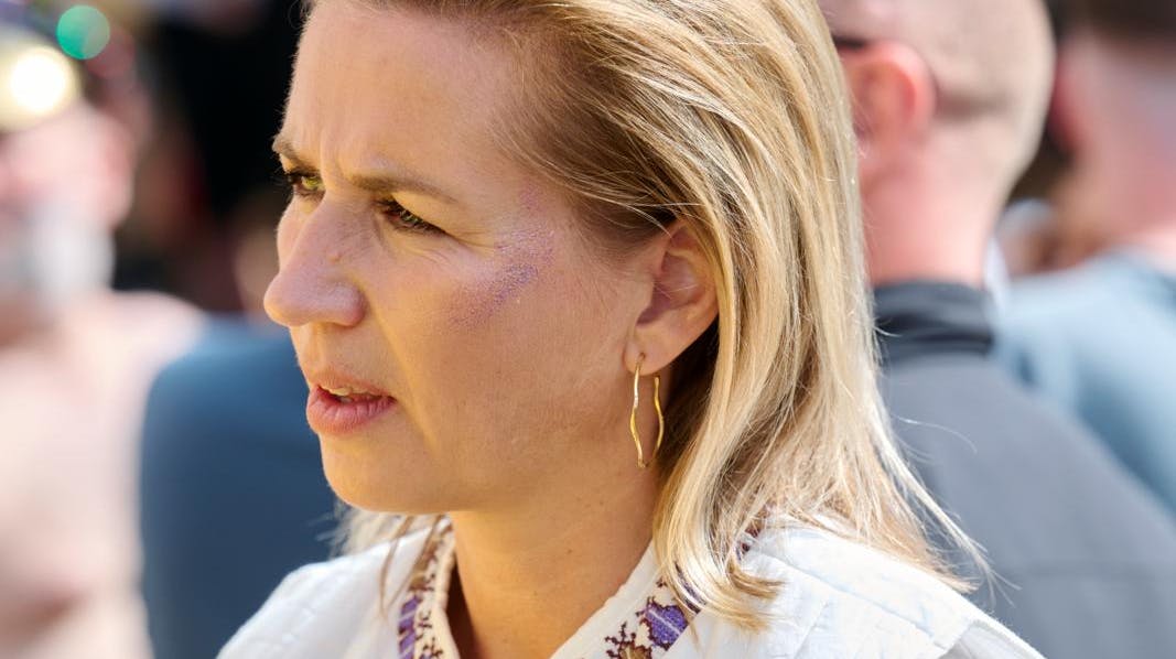 Copenhagen Pride var en af de første gange, Mette Frederiksen sprang ud i offentligheden med spritny frisure.