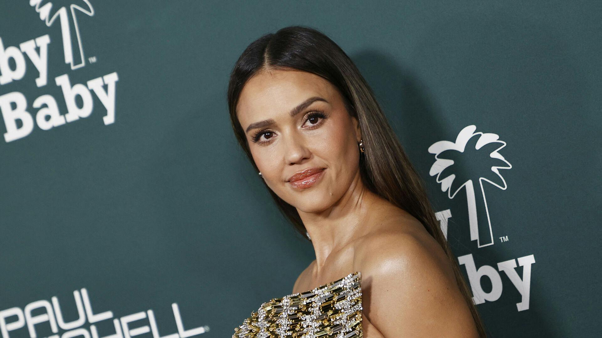 Tidligere på ugen blev Jessica Alba spottet uden sin vielsesring.