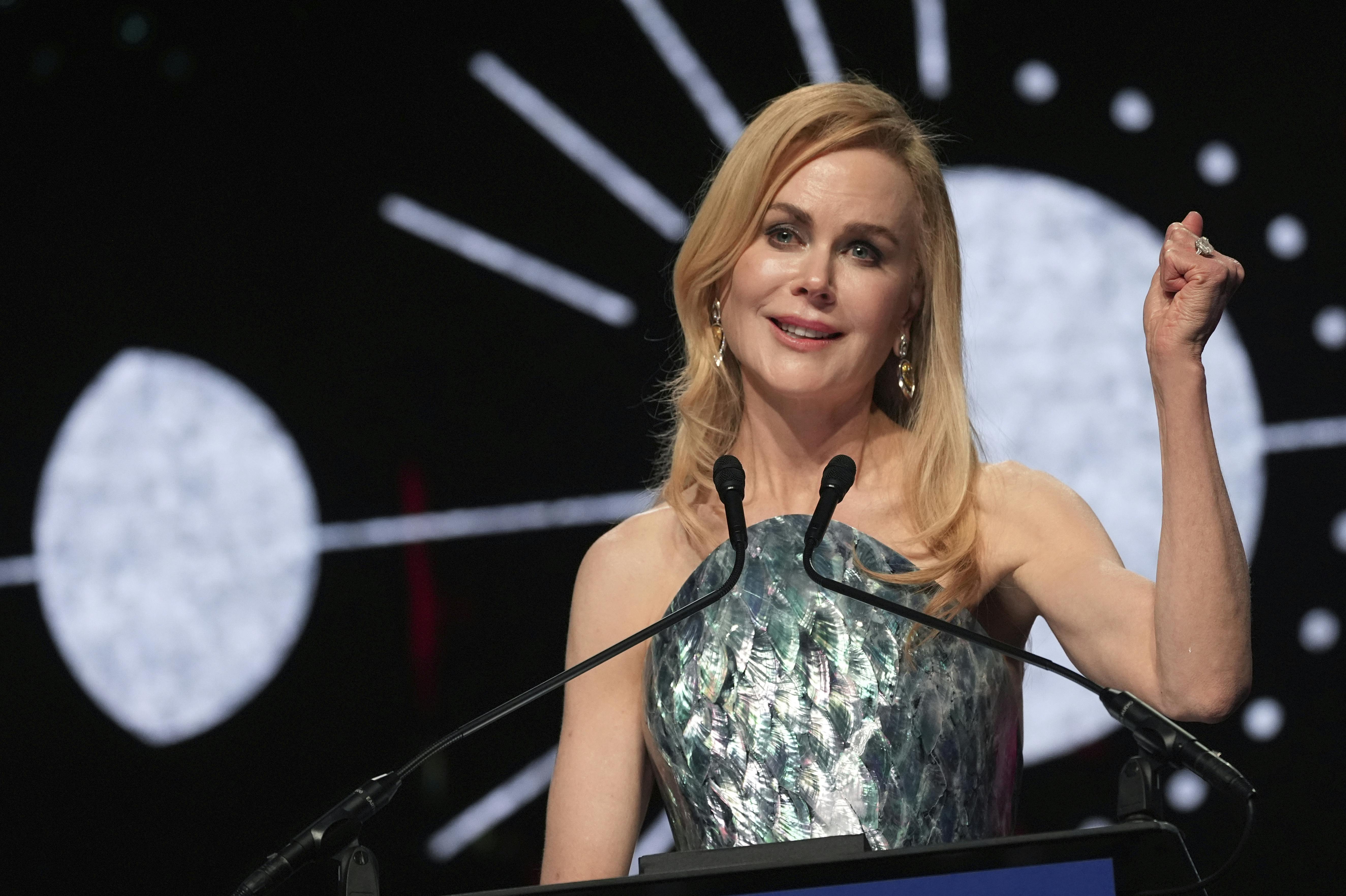 Nicole Kidman accepts the international star award for "Babygirl" during the 36th annual Palm Springs International Film Festival Awards Gala on Friday, Jan. 3, 2025, in Palm Springs, Calif. (AP Photo/Chris Pizzello)