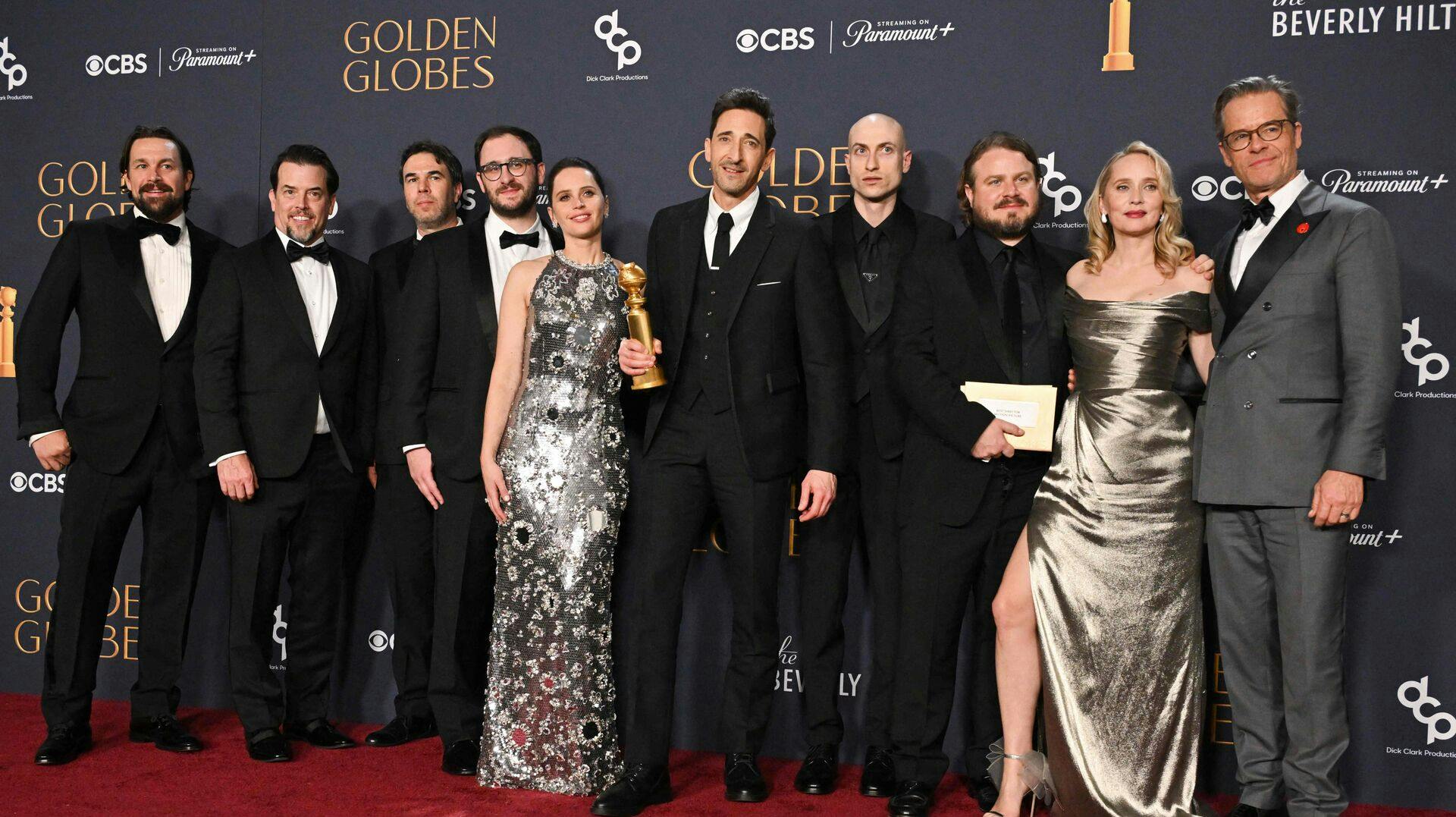 I nat løb Golden Globe af stablen. 