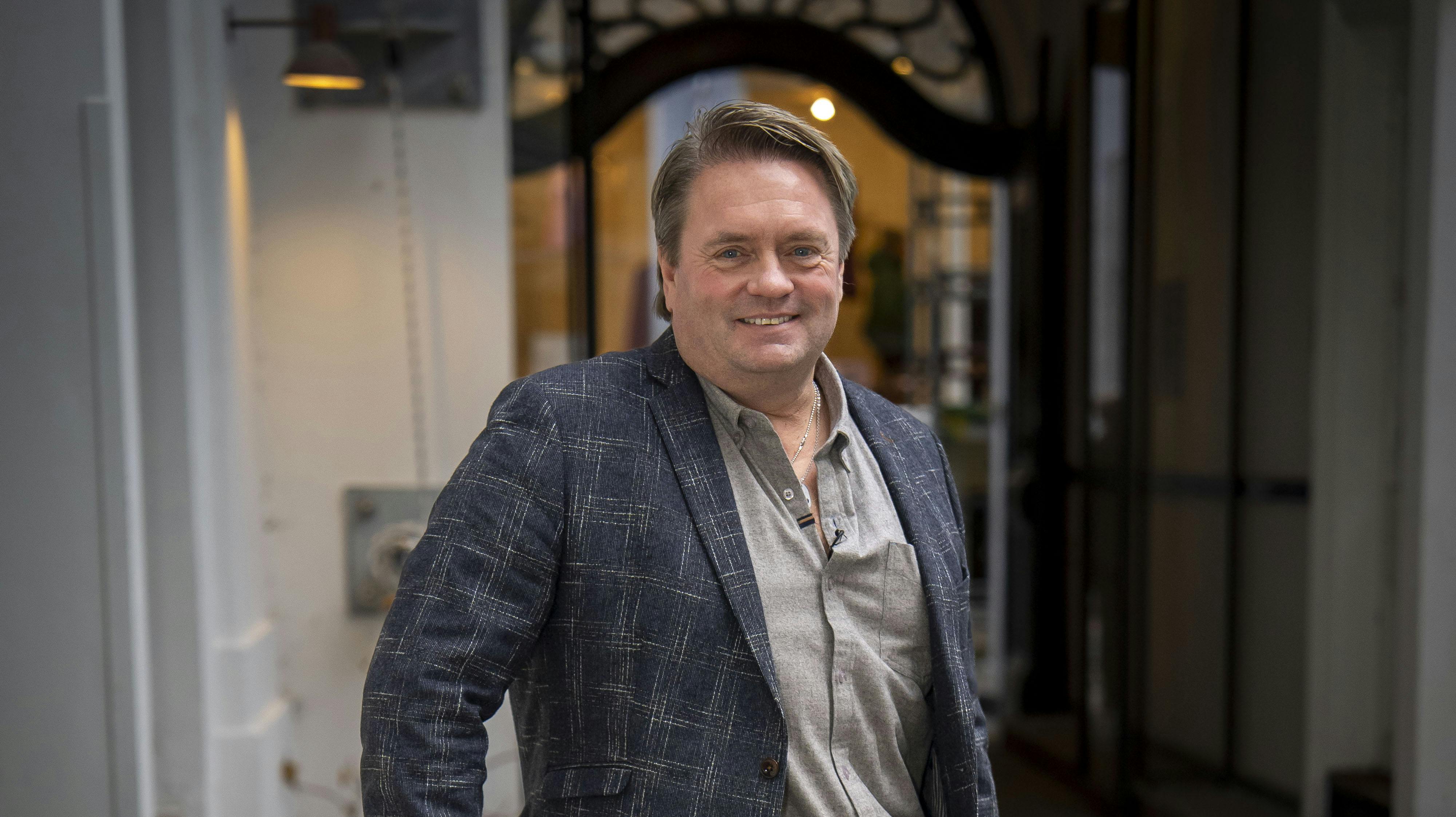 - Jeg vil gerne opleve mine børn og give dem noget læredom og lære mine børnebørn at kende og følge dem på vej, siger Johnny Hansen om motivationen til at tabe sig og leve et sundere liv.