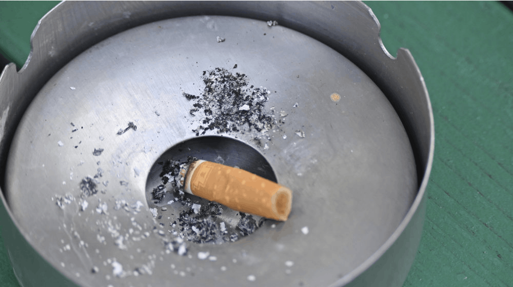 Prisen på smøger er steget meget de seneste år. Nu mener læger, at vi skal endnu højere op.