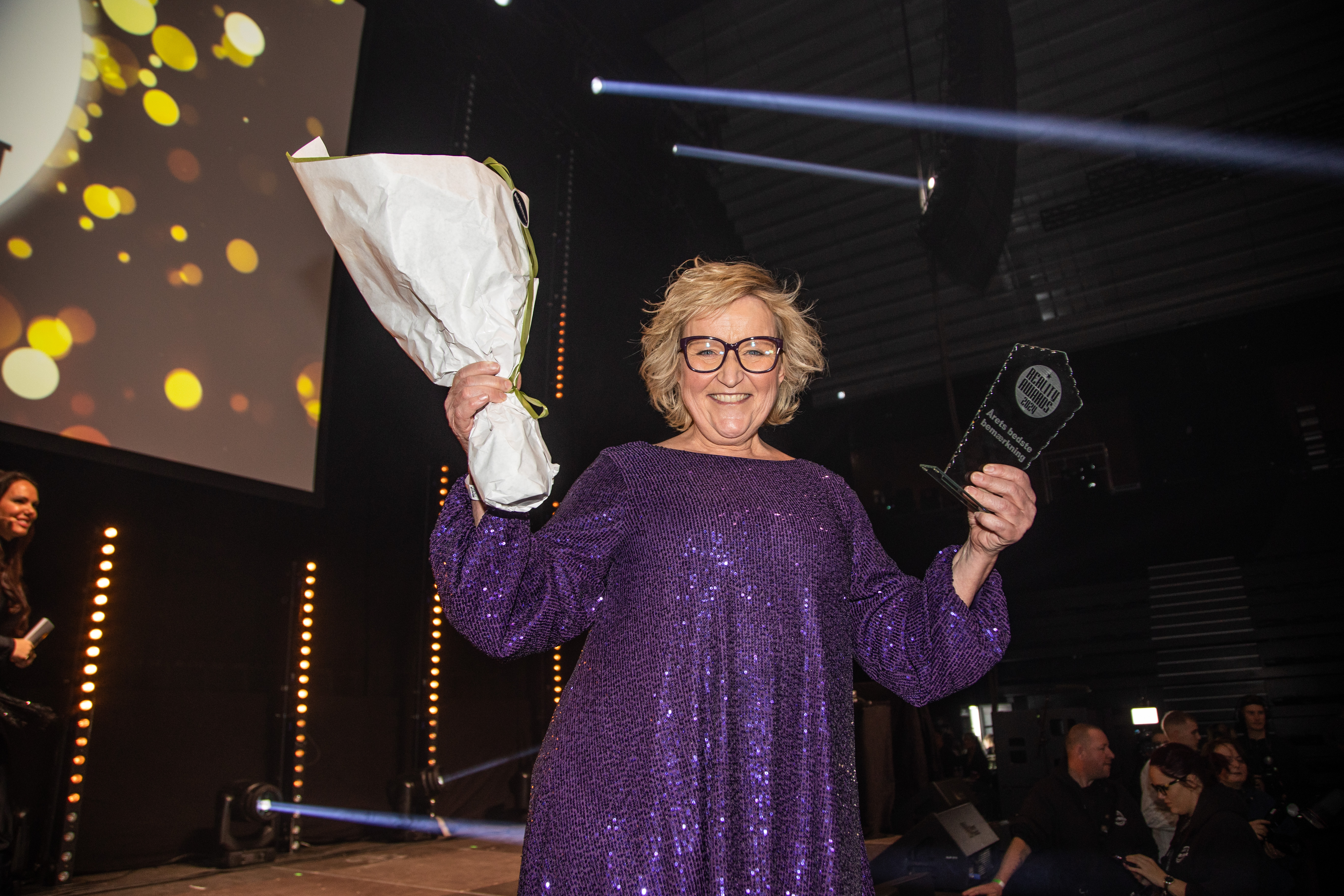 2024: Tine Gøtzsche fra "Forræder" og Asger fra "Først til verdens ende" Tine Gøtsche var nomineret i intet mindre end fem kategorier og vandt blandt andet "Årets hotteste kvinde" og "Årets bemærkning" (strikker om dagen og myrder om natten).