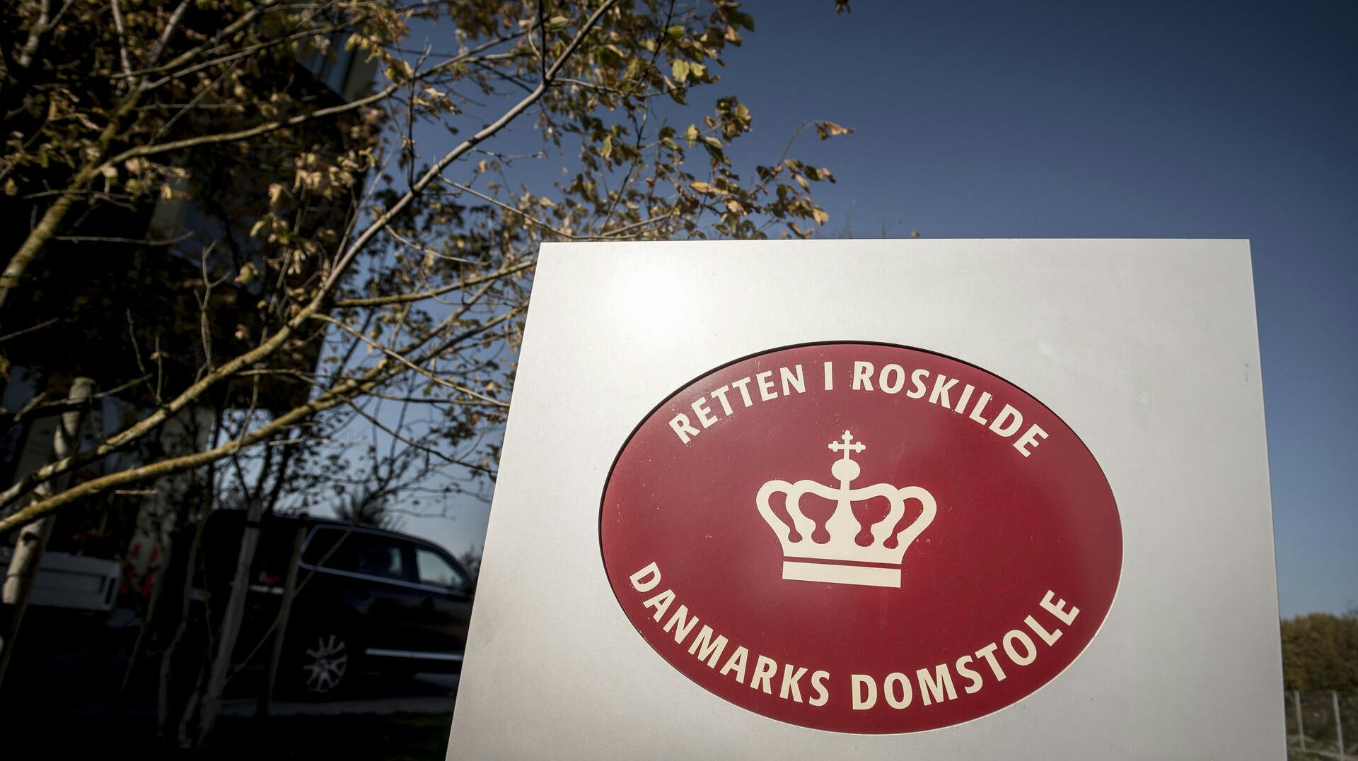Den 22-årige mand har onsdag siddet på anklagebænken i Retten i Roskilde.