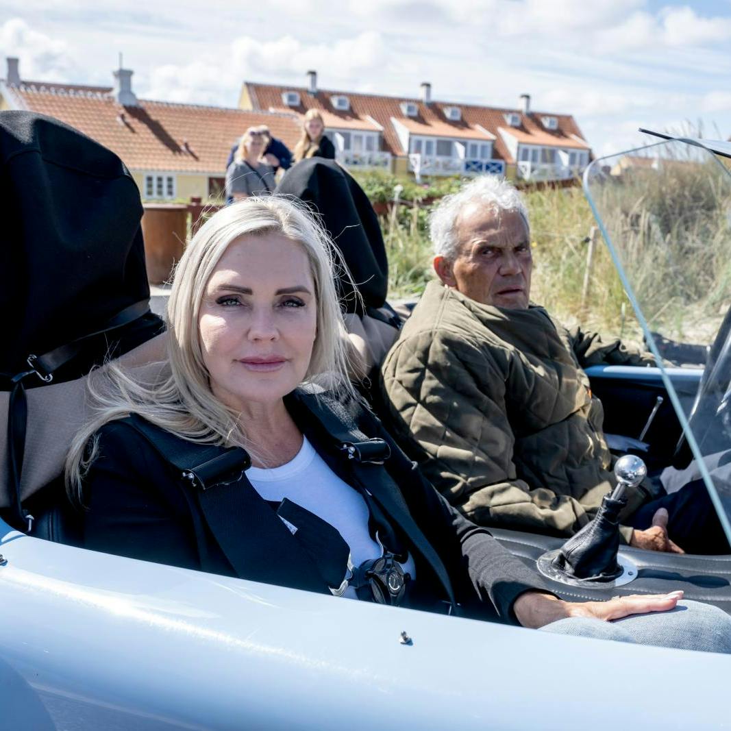 Der et slut med at køre parløb - i stedet er Janni og Karsten i en juridisk og økonomisk krig med hinanden. En krig, der også er endt på politets bord.