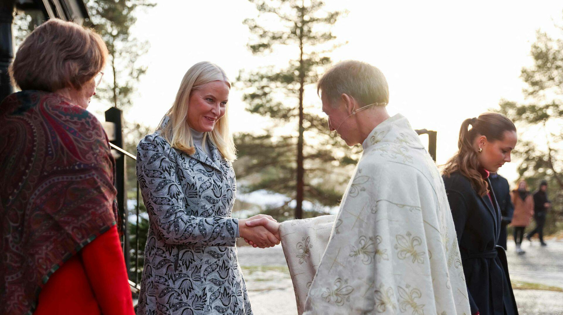 Kronprinsesse Mette-Marit viste sig i julen, men nu er der markant stille omkring hende igen.