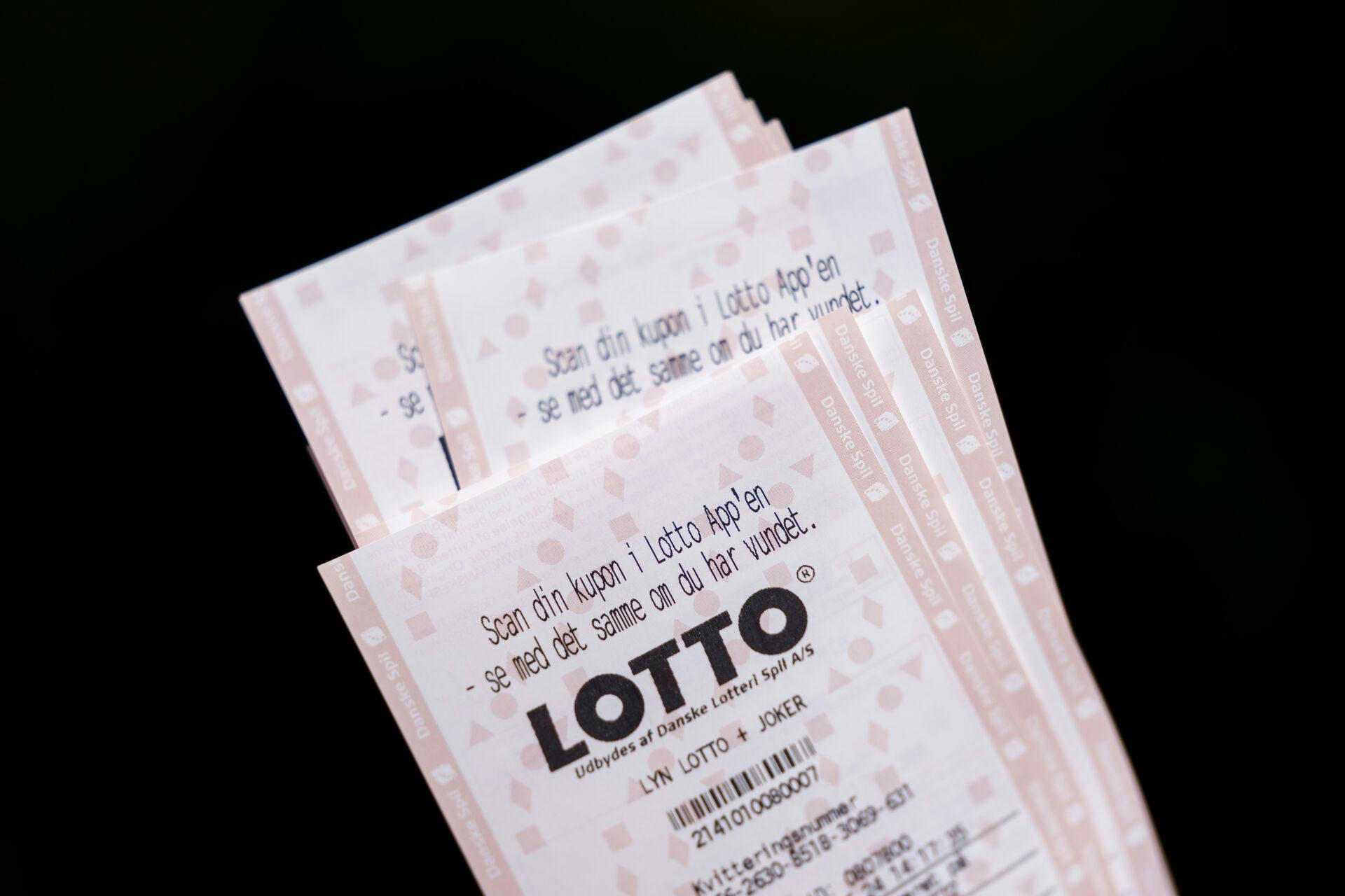 Kuponer til Lotto, Viking Lotto og Eurojackpot hos Danske Spil i Brøndby torsdag den 20. juni 2024.