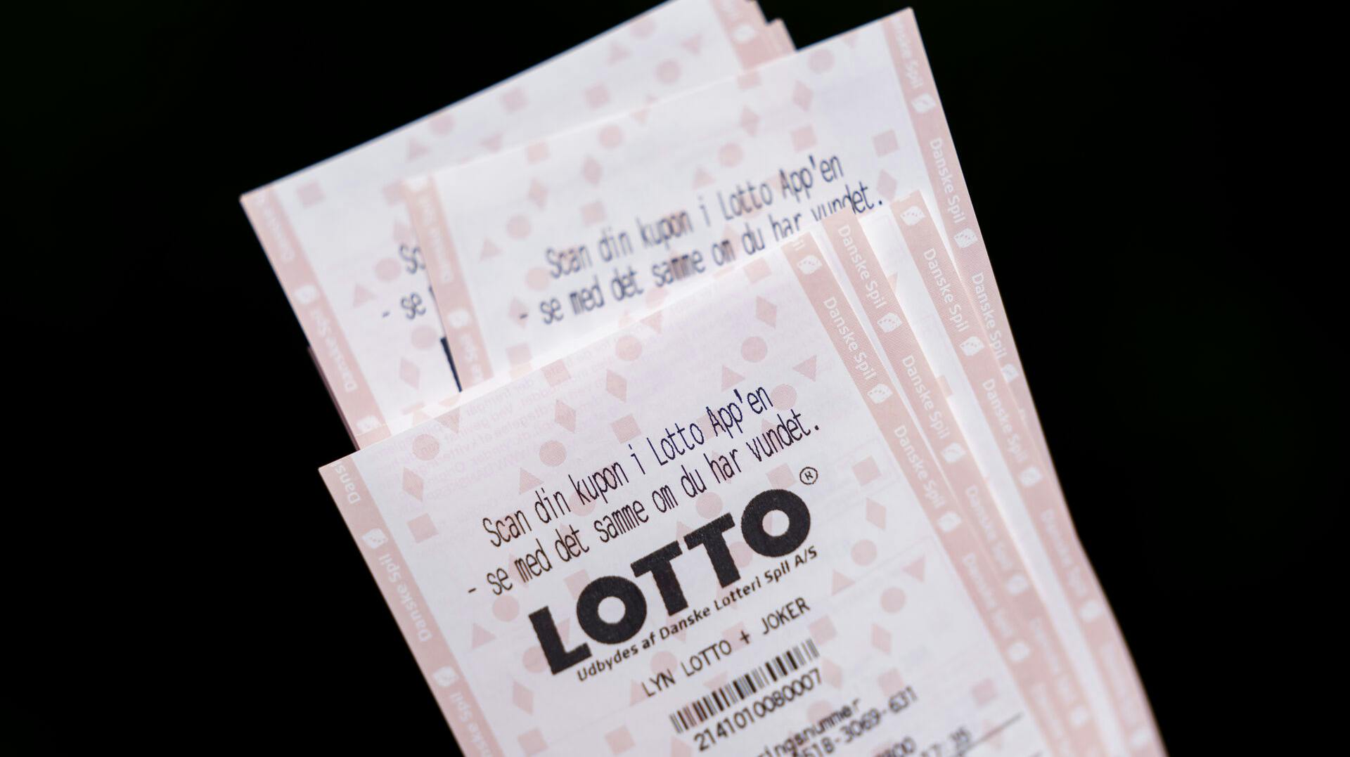 Kuponer til Lotto, Viking Lotto og Eurojackpot hos Danske Spil i Brøndby torsdag den 20. juni 2024.