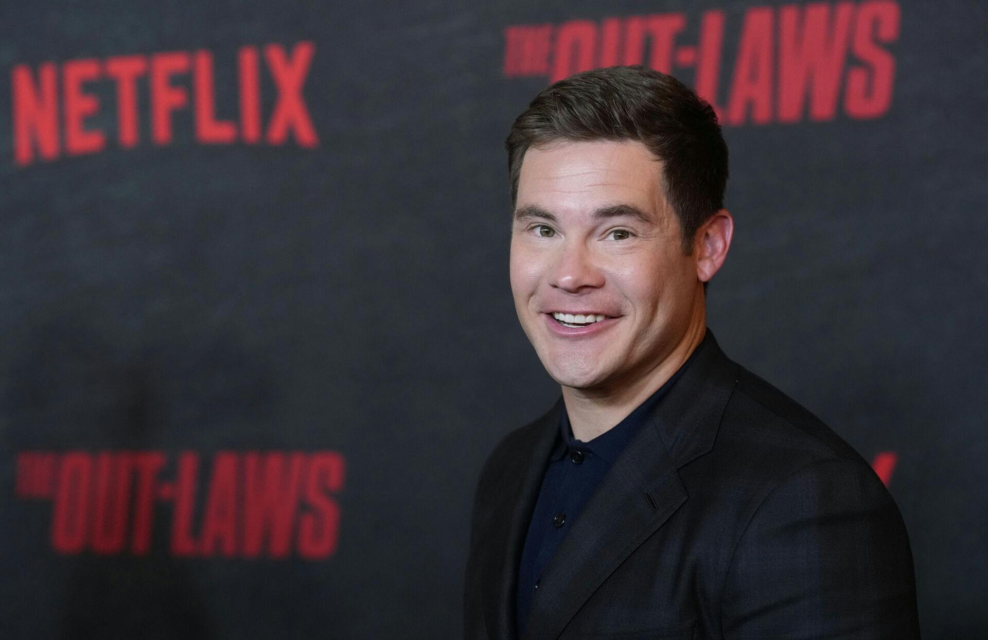 Adam Devine lægger ikke skjul på sine Marvel-ambitioner.